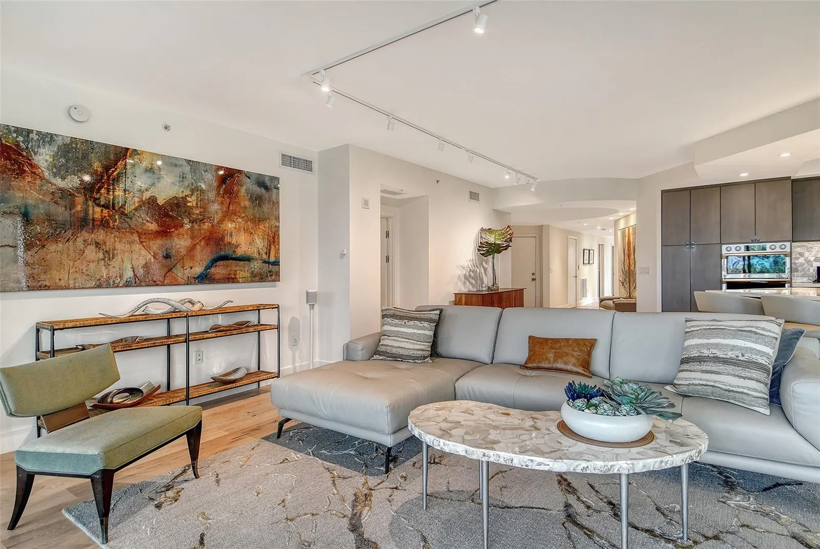 401 NORTH POINT RD #404, #404