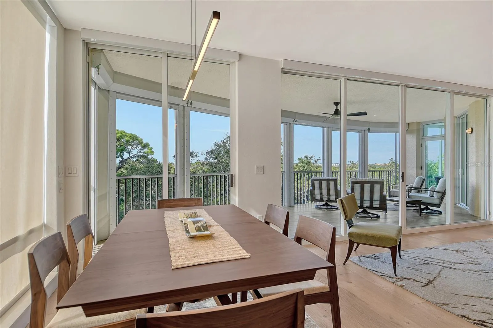 401 NORTH POINT RD #404, #404