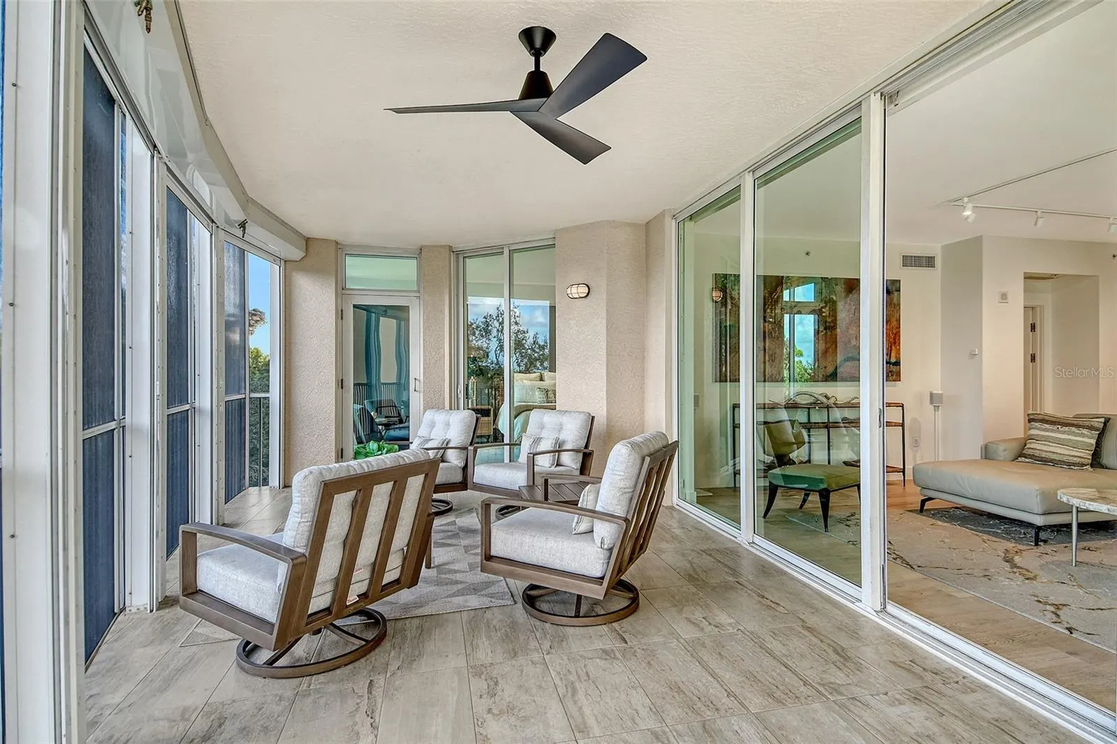 401 NORTH POINT RD #404, #404
