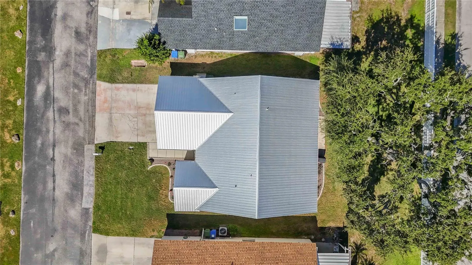 3937 37TH STREET CT W