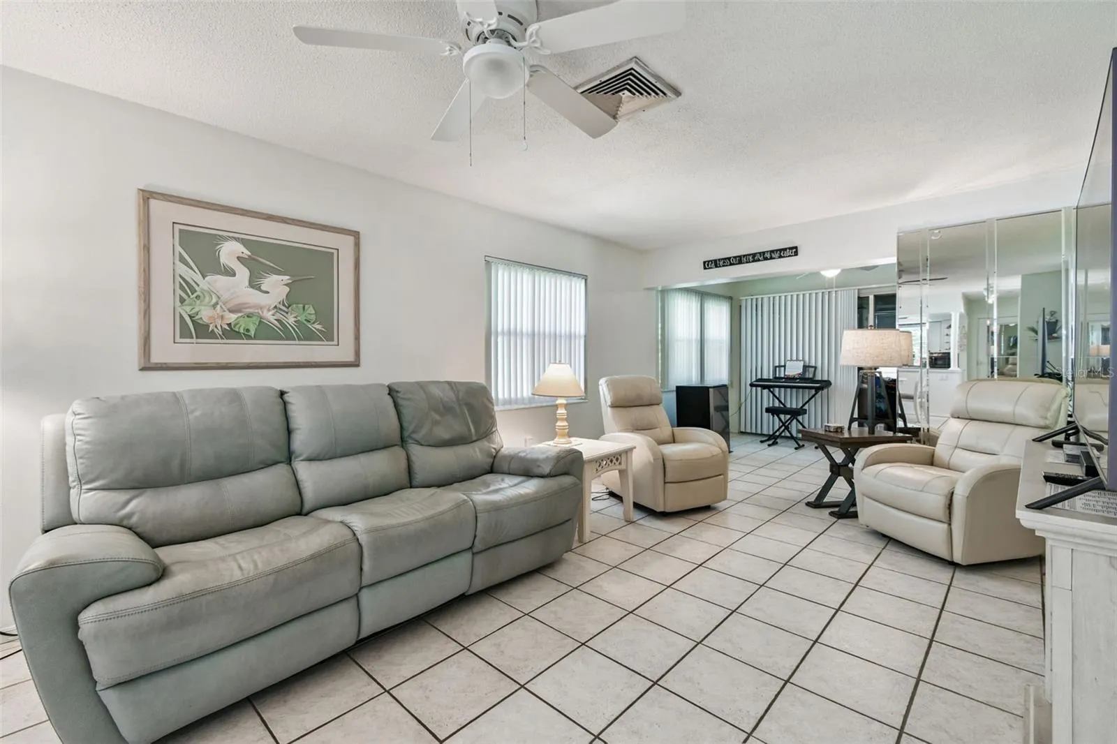 6068 ARLENE WAY
