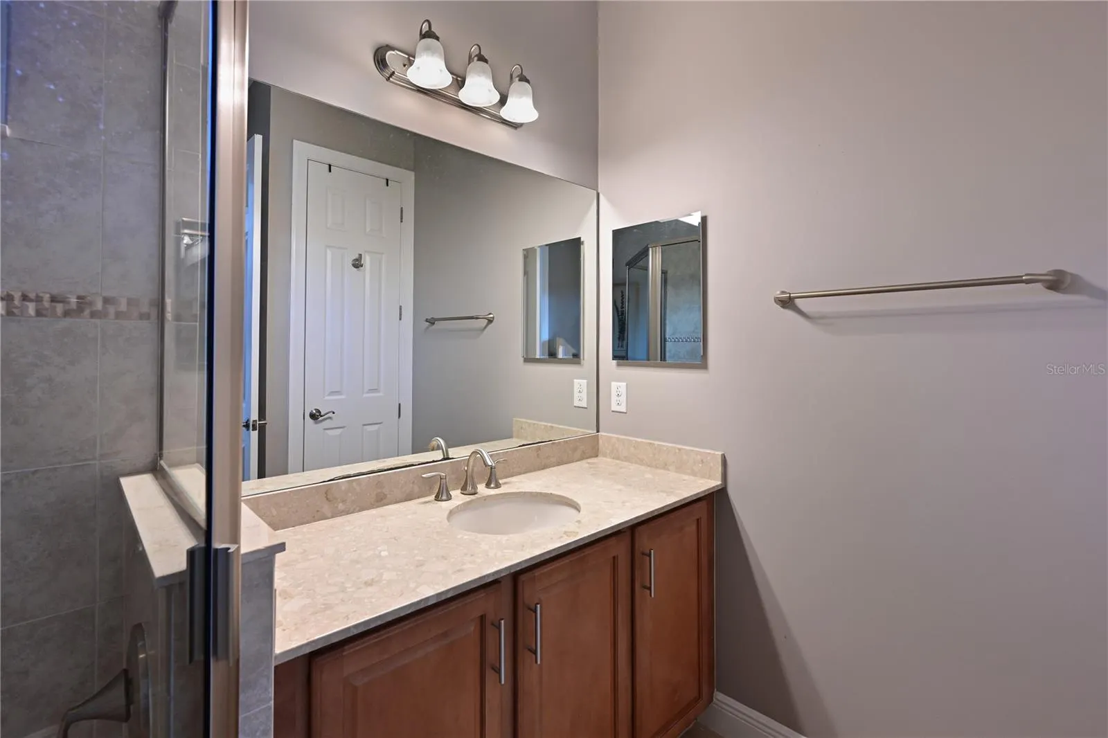 931 MANGROVE EDGE CT