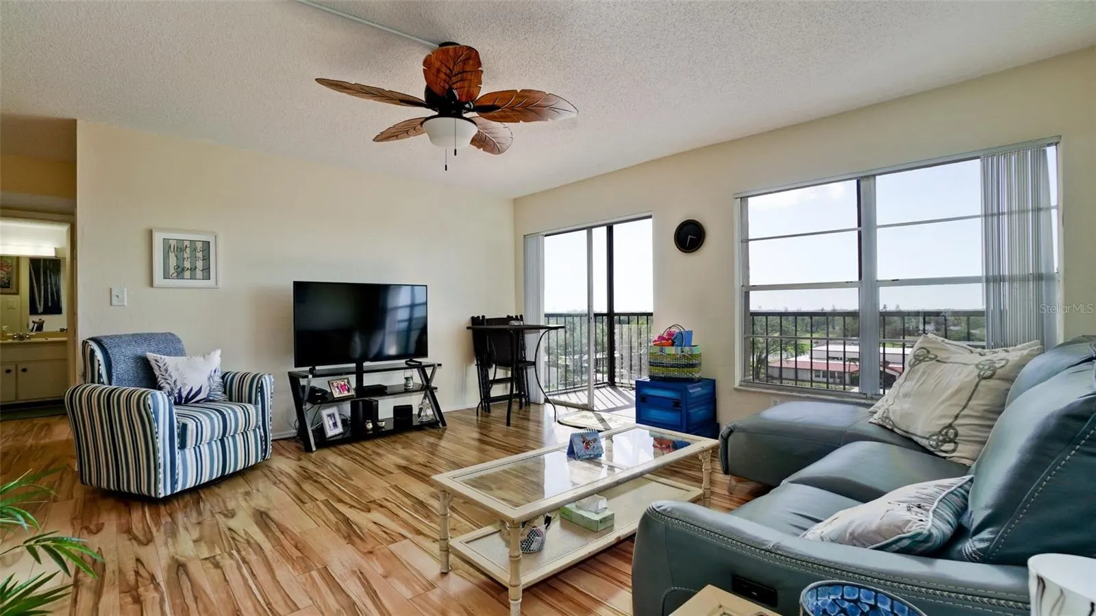 2901 26TH ST W #818, #818