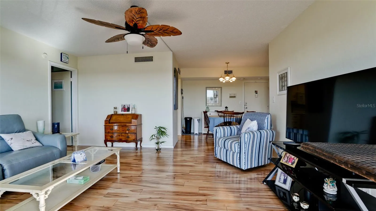 2901 26TH ST W #818, #818