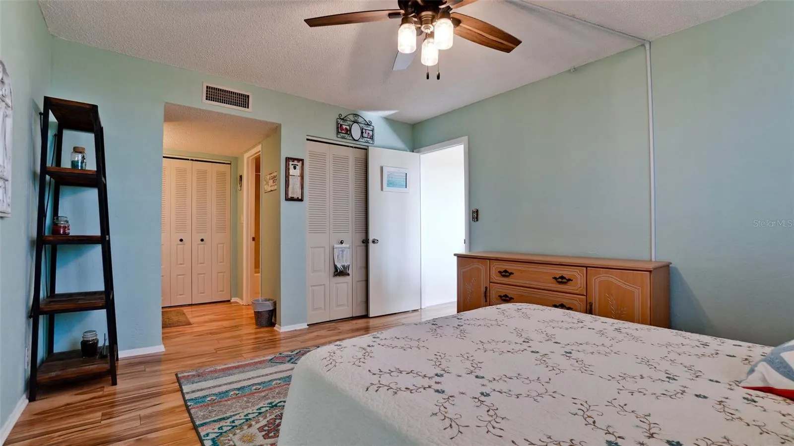 2901 26TH ST W #818, #818