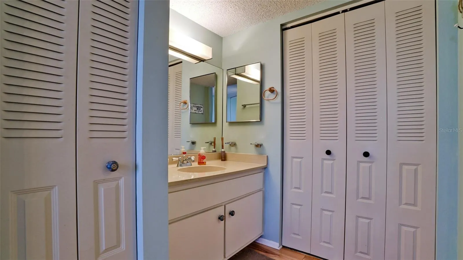 2901 26TH ST W #818, #818