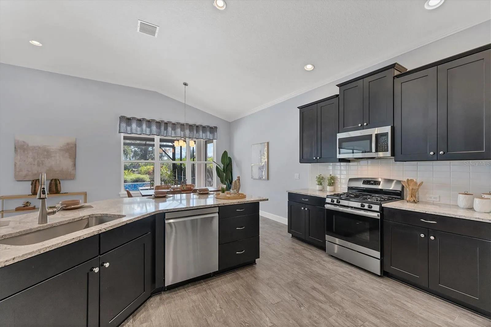 13046 SORRENTO WAY