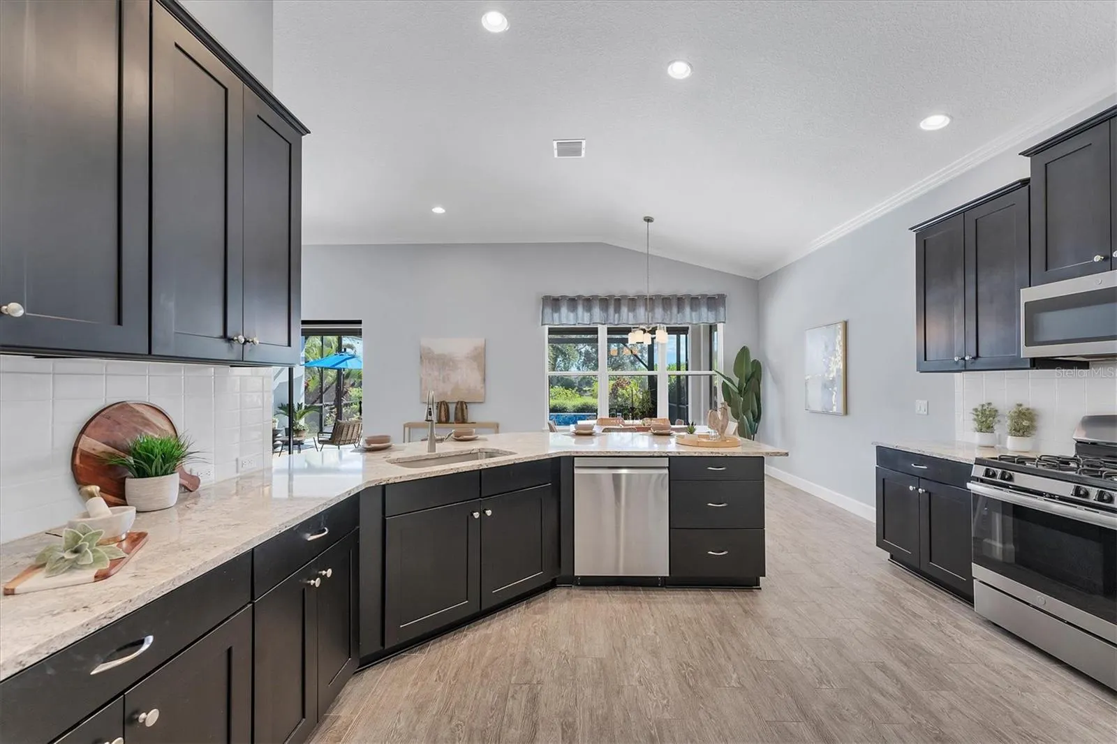 13046 SORRENTO WAY