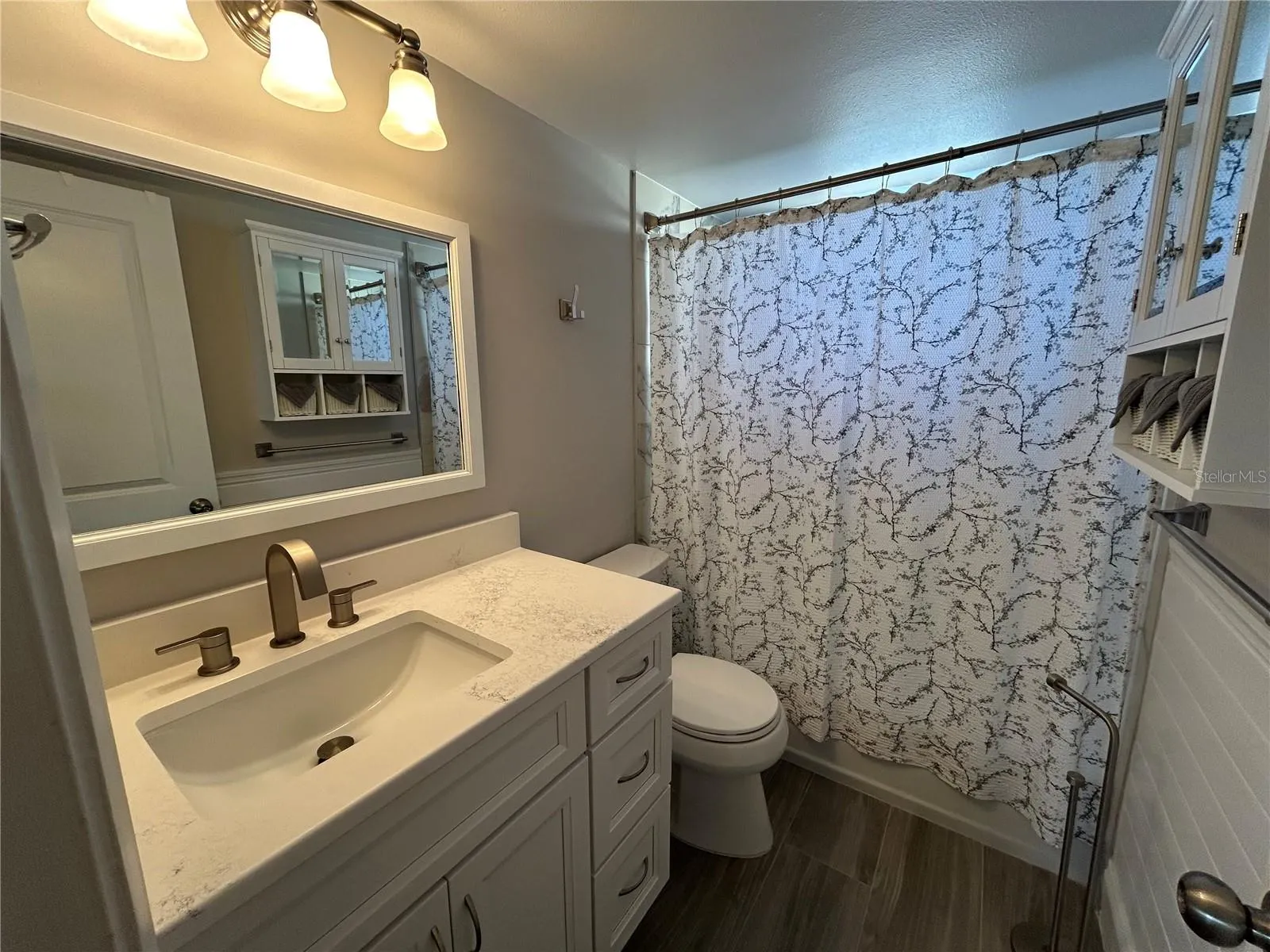 4040 IRONWOOD CIR #504F, #504F