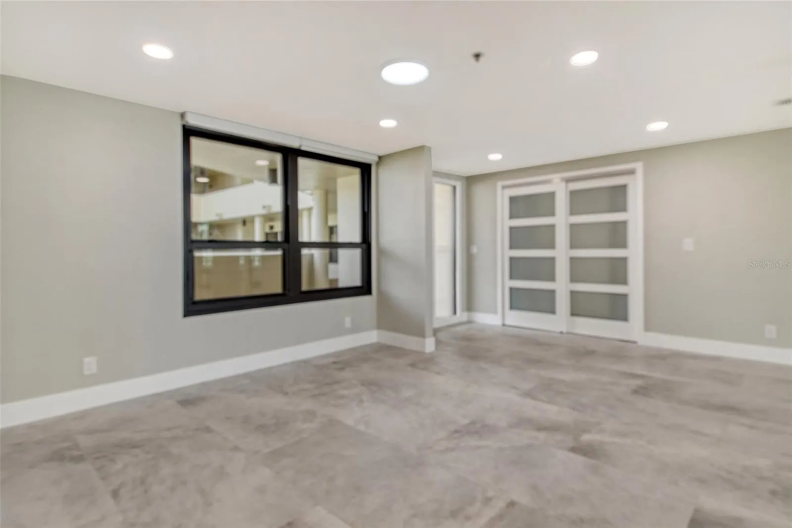 1255 N GULFSTREAM AVE #702, #702