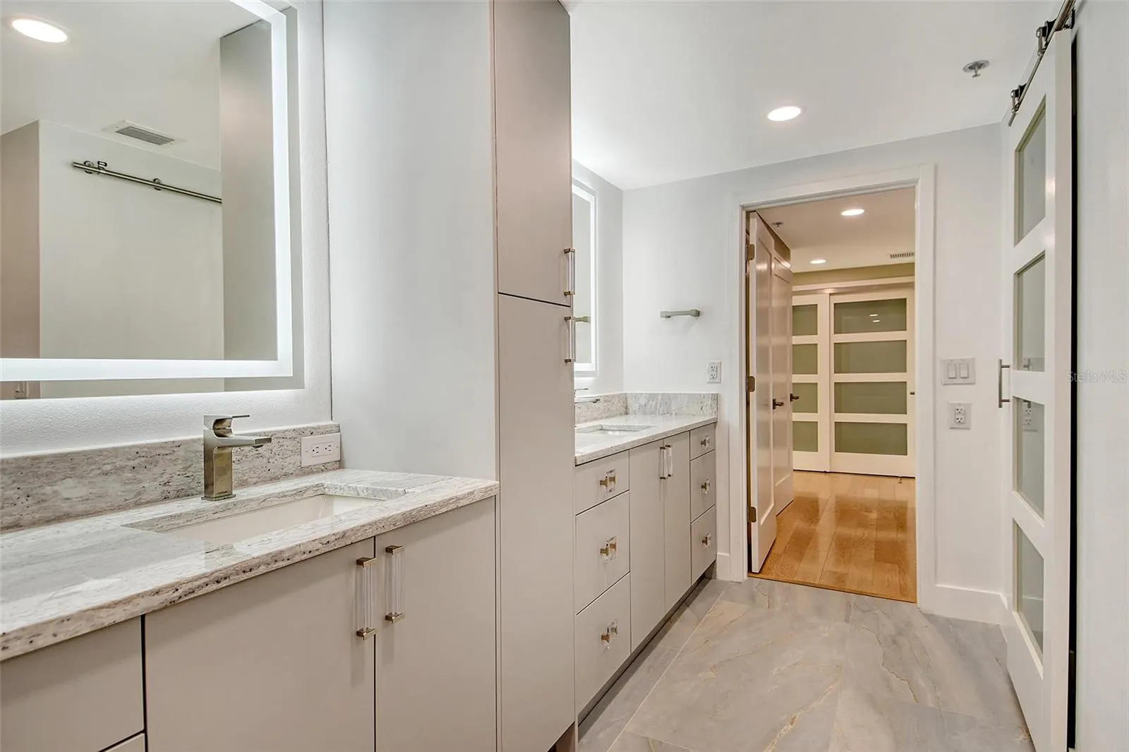 1255 N GULFSTREAM AVE #702, #702