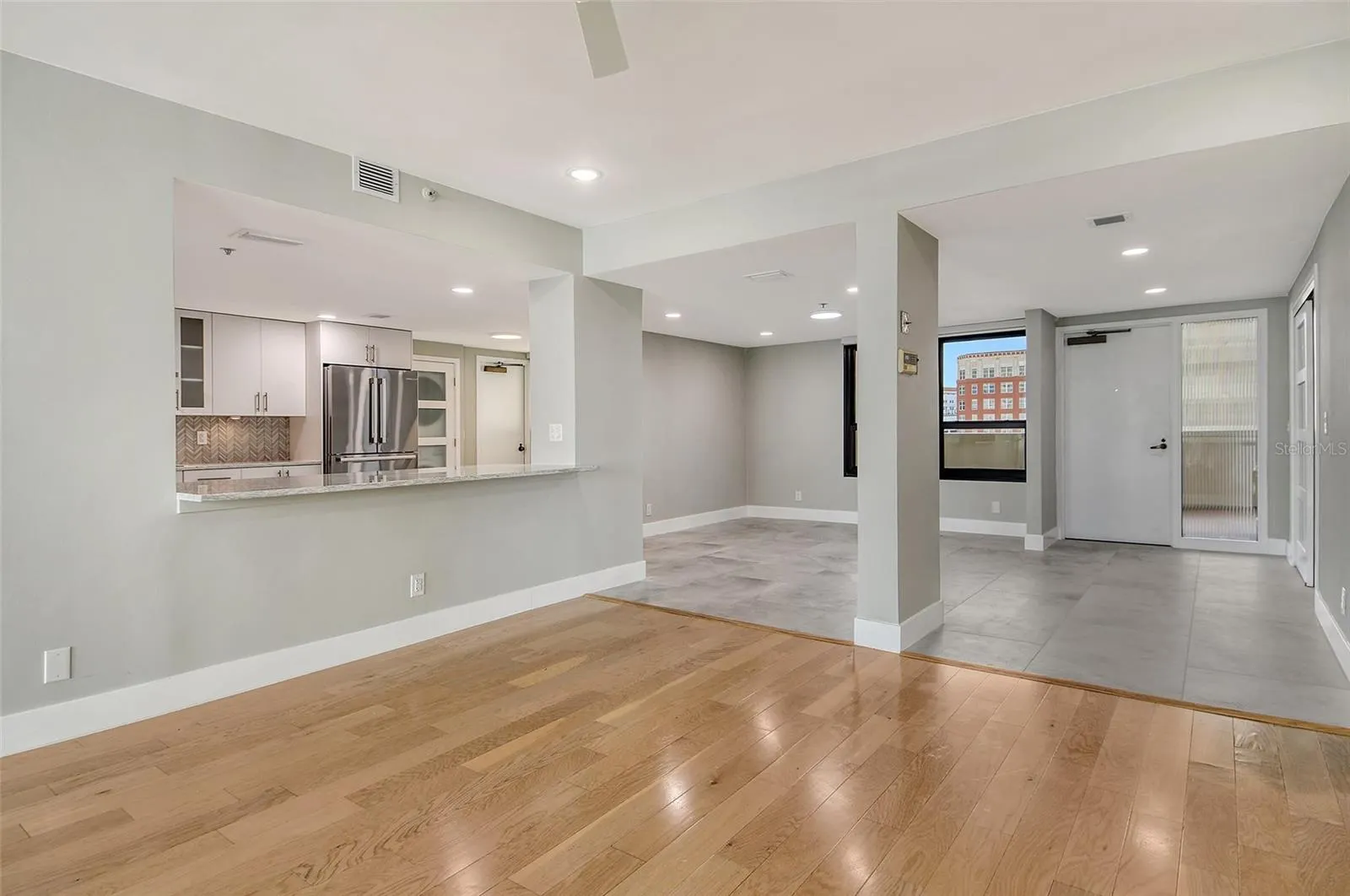 1255 N GULFSTREAM AVE #702, #702