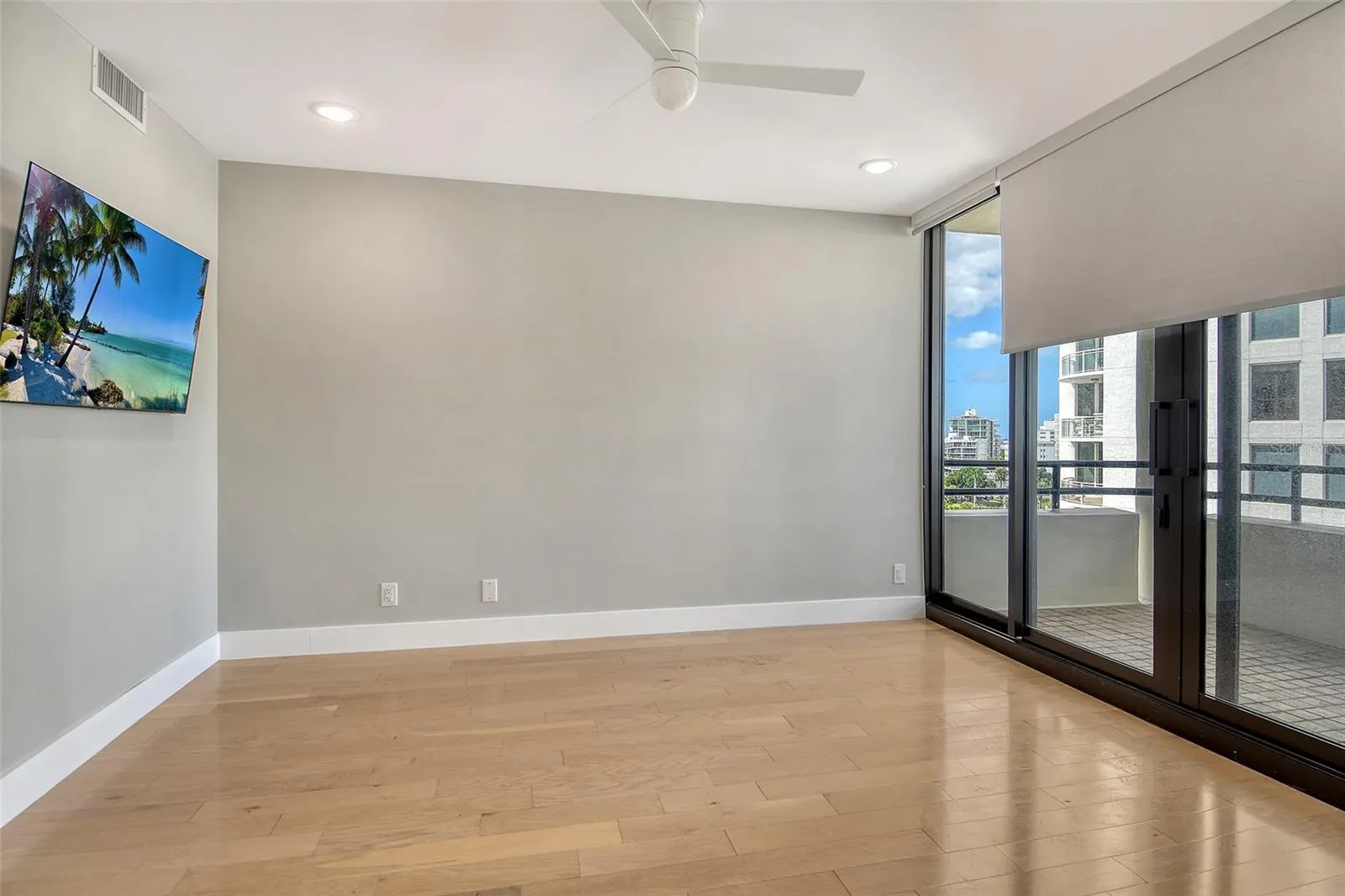 1255 N GULFSTREAM AVE #702, #702