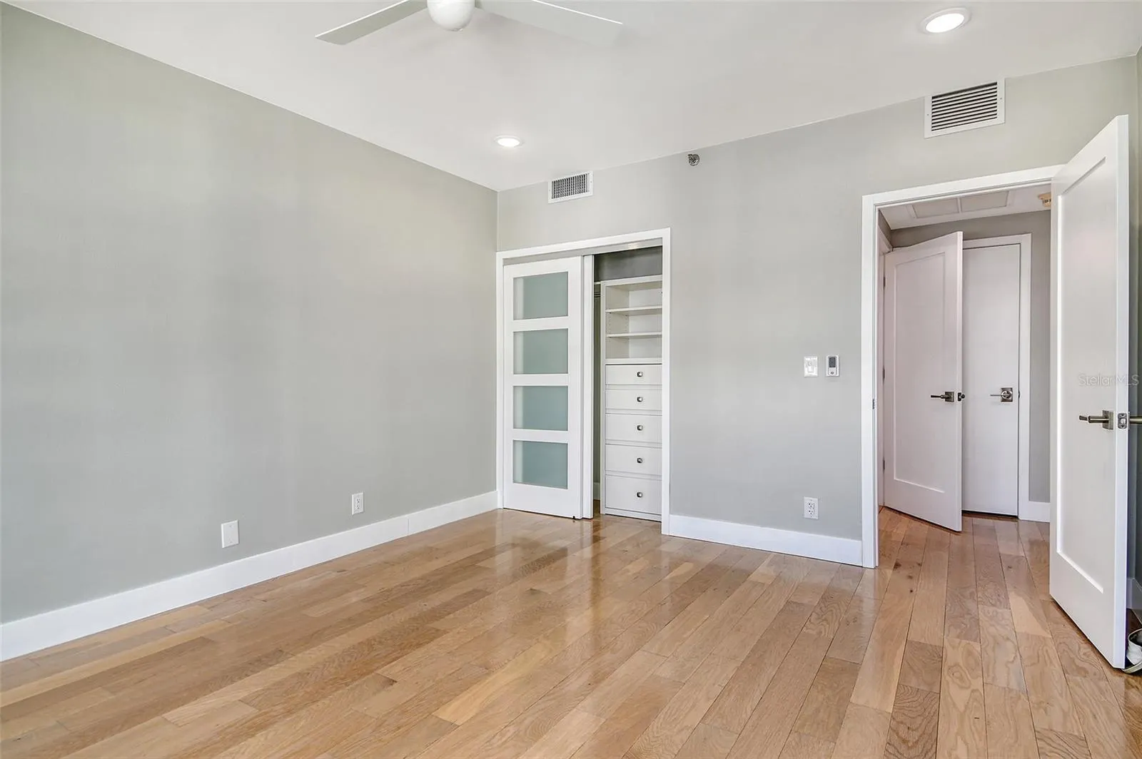 1255 N GULFSTREAM AVE #702, #702