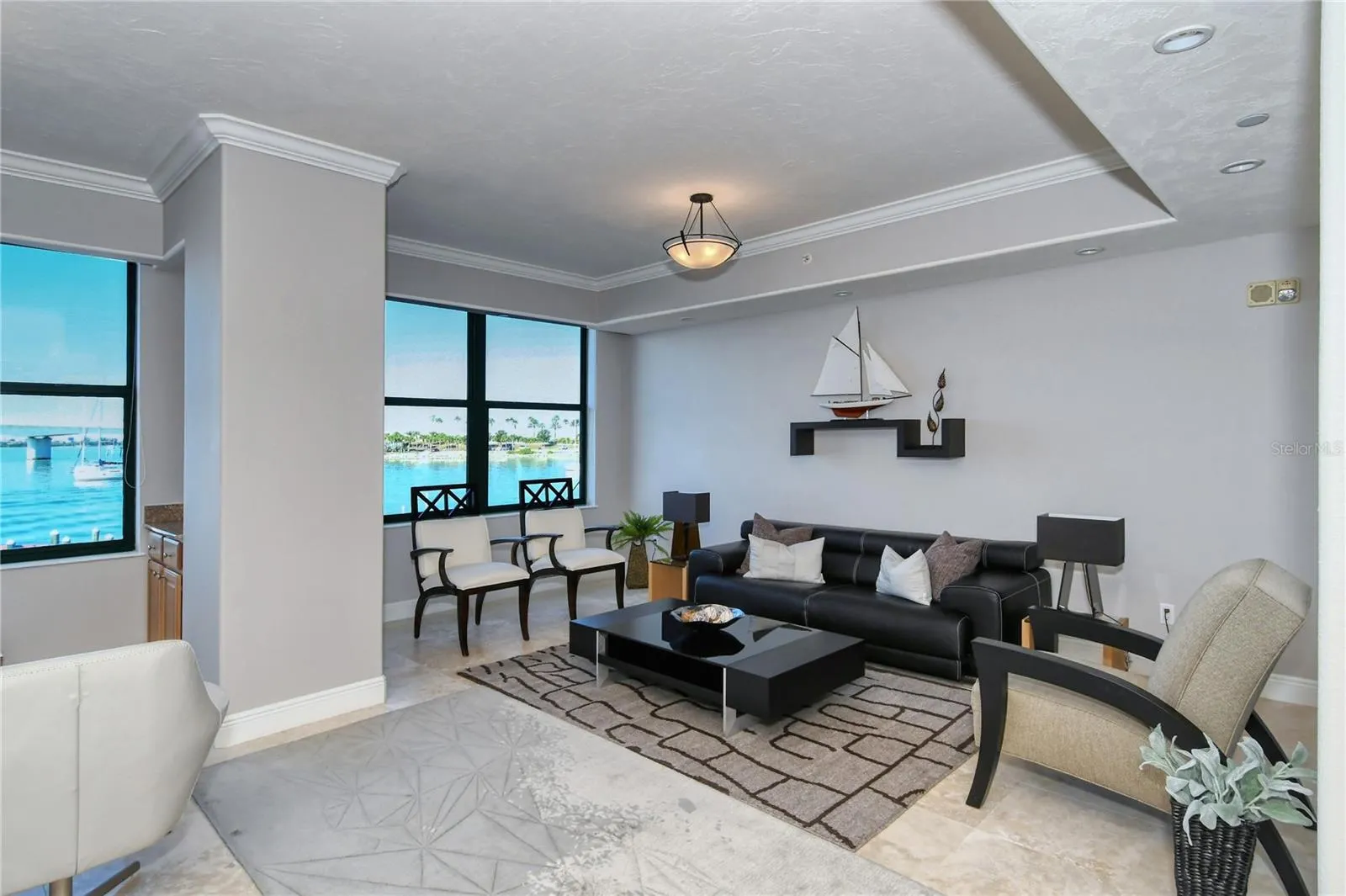 258 GOLDEN GATE PT #801, #801
