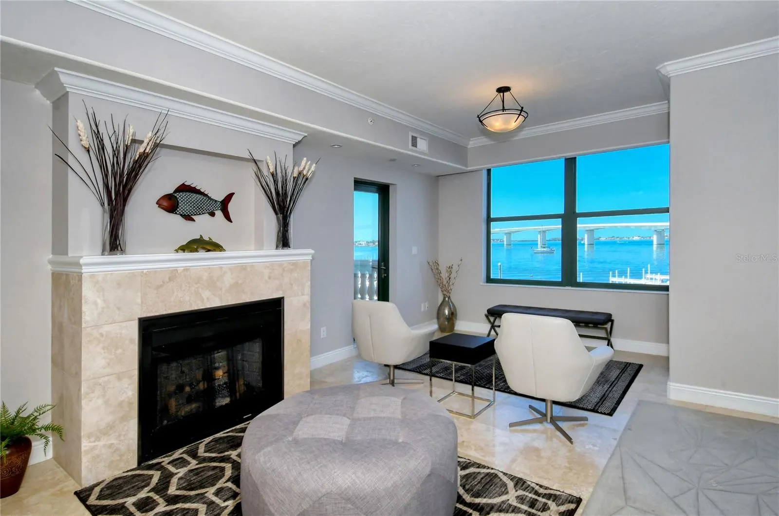 258 GOLDEN GATE PT #801, #801