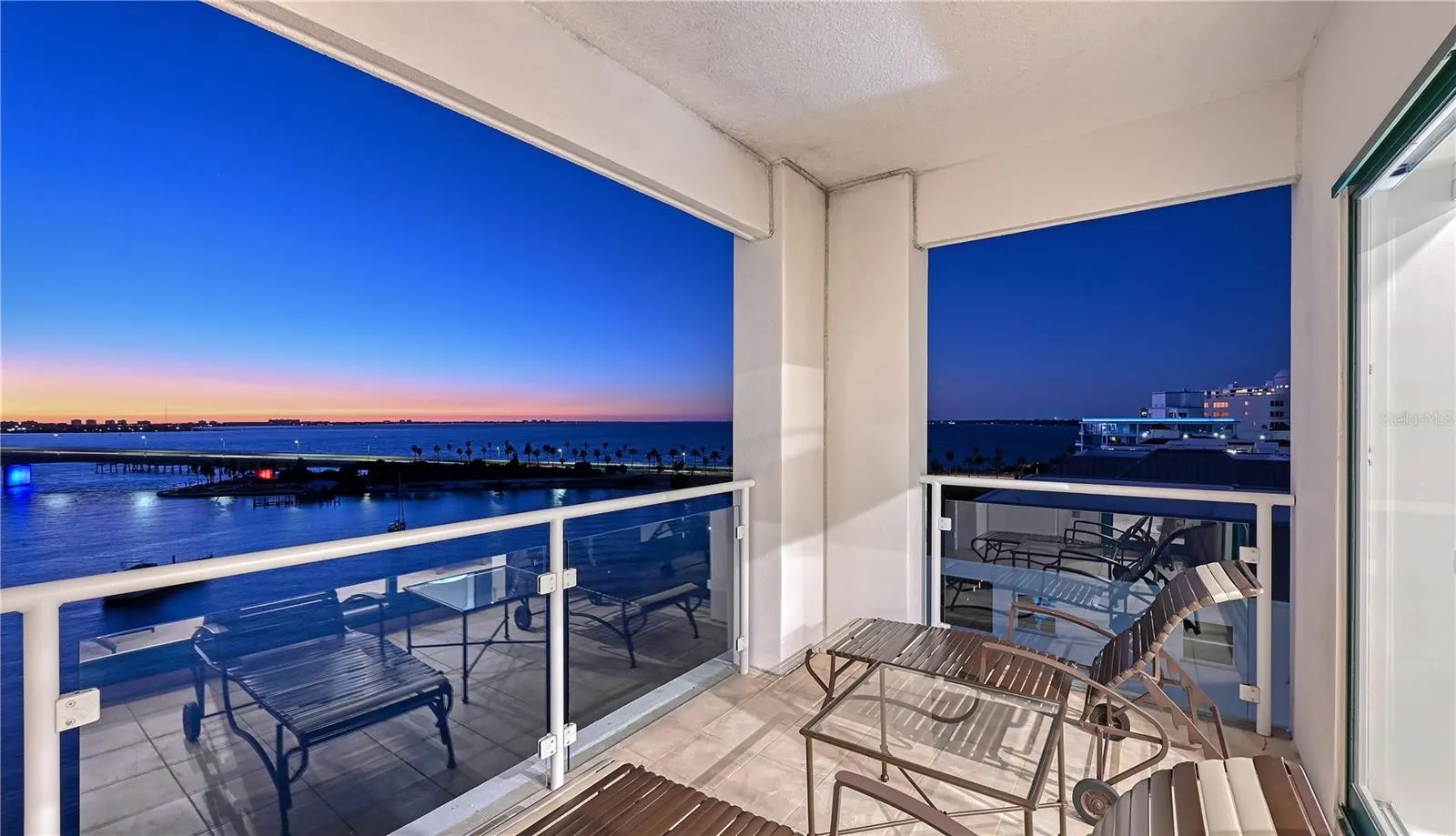 258 GOLDEN GATE PT #801, #801