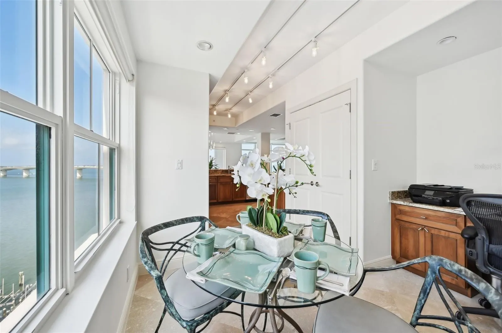258 GOLDEN GATE PT #801, #801