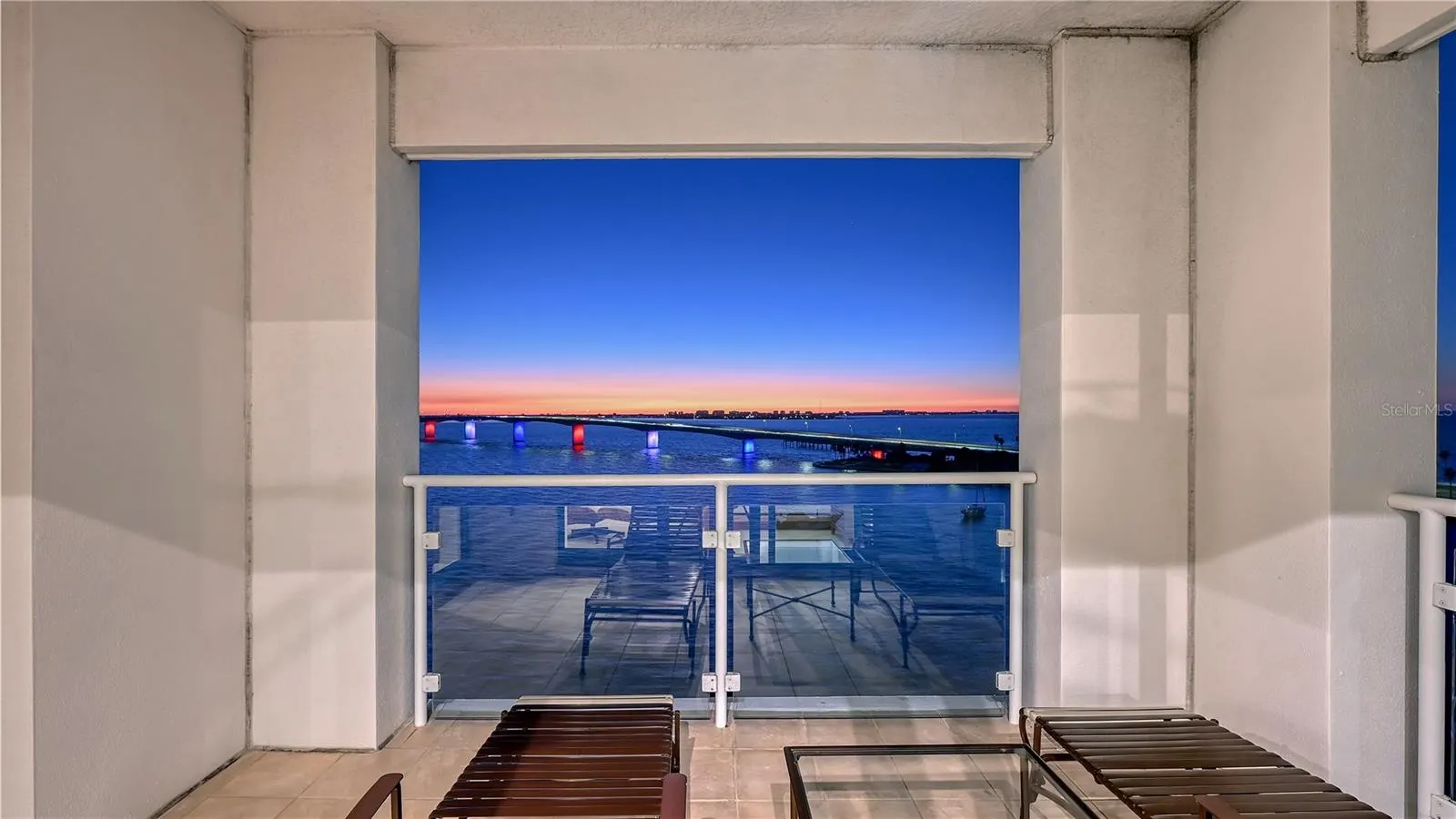 258 GOLDEN GATE PT #801, #801