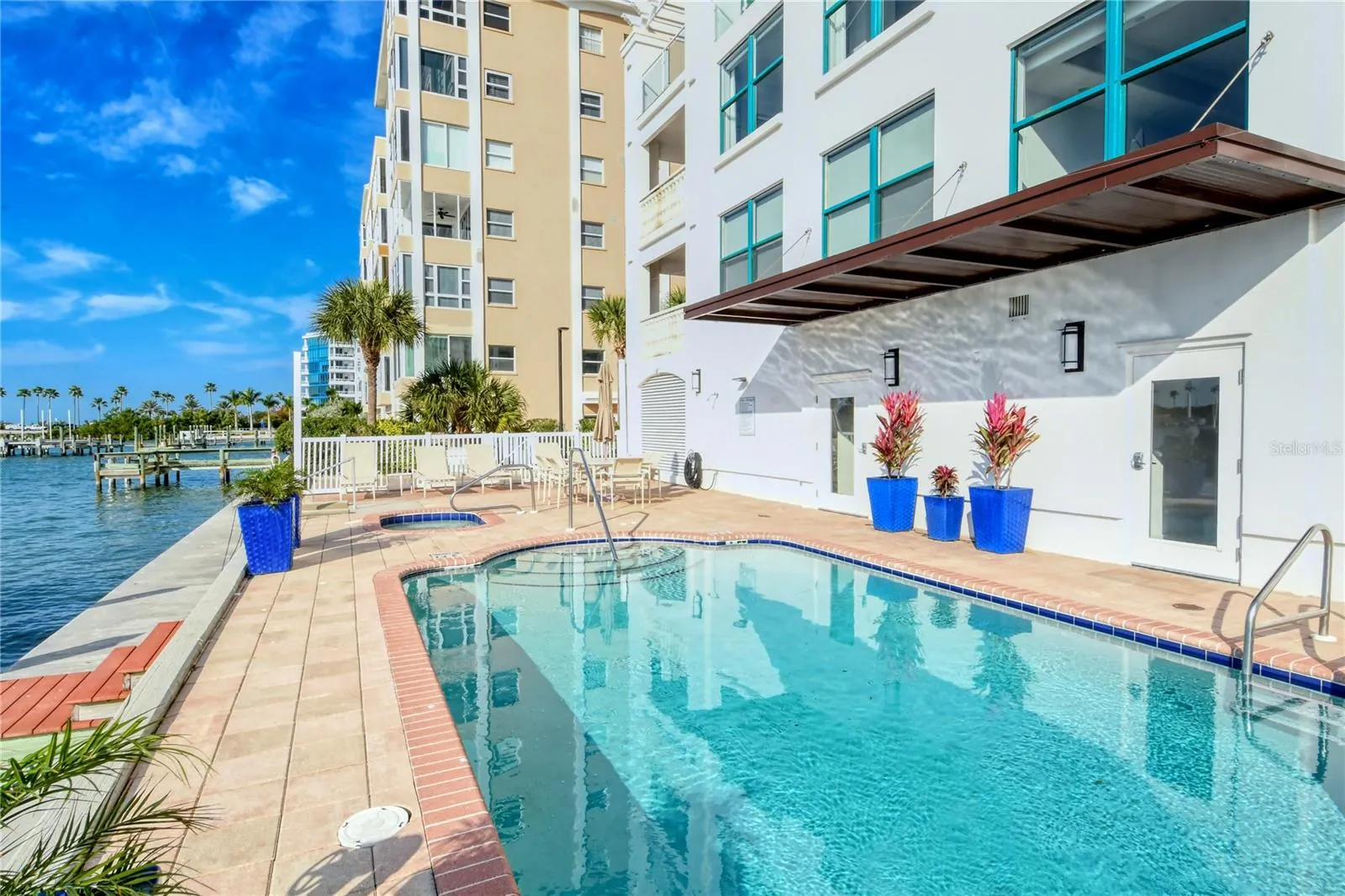 258 GOLDEN GATE PT #801, #801