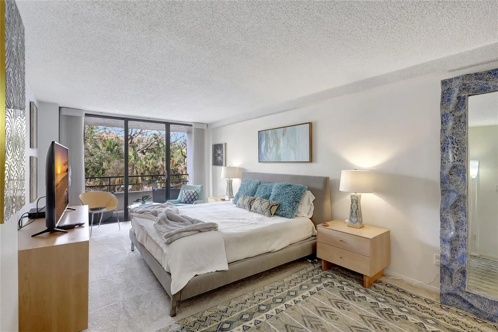 6415 MIDNIGHT PASS RD #211, #211