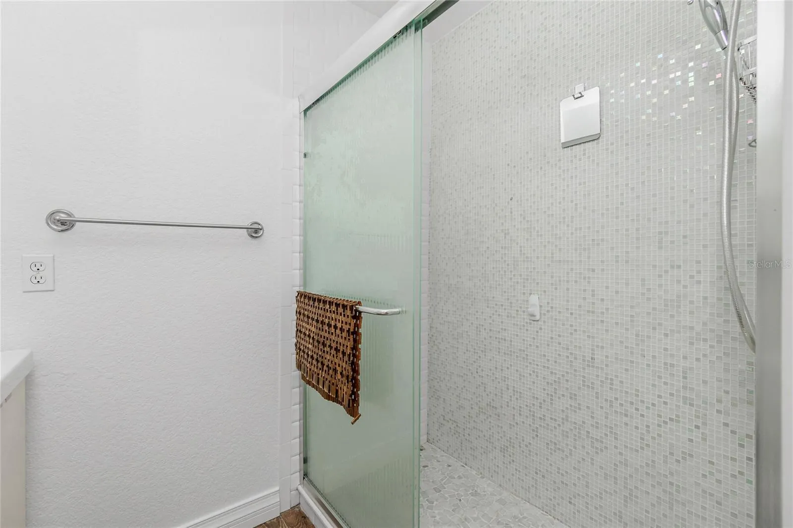 26272 RAMPART BLVD #105 E, #105 E
