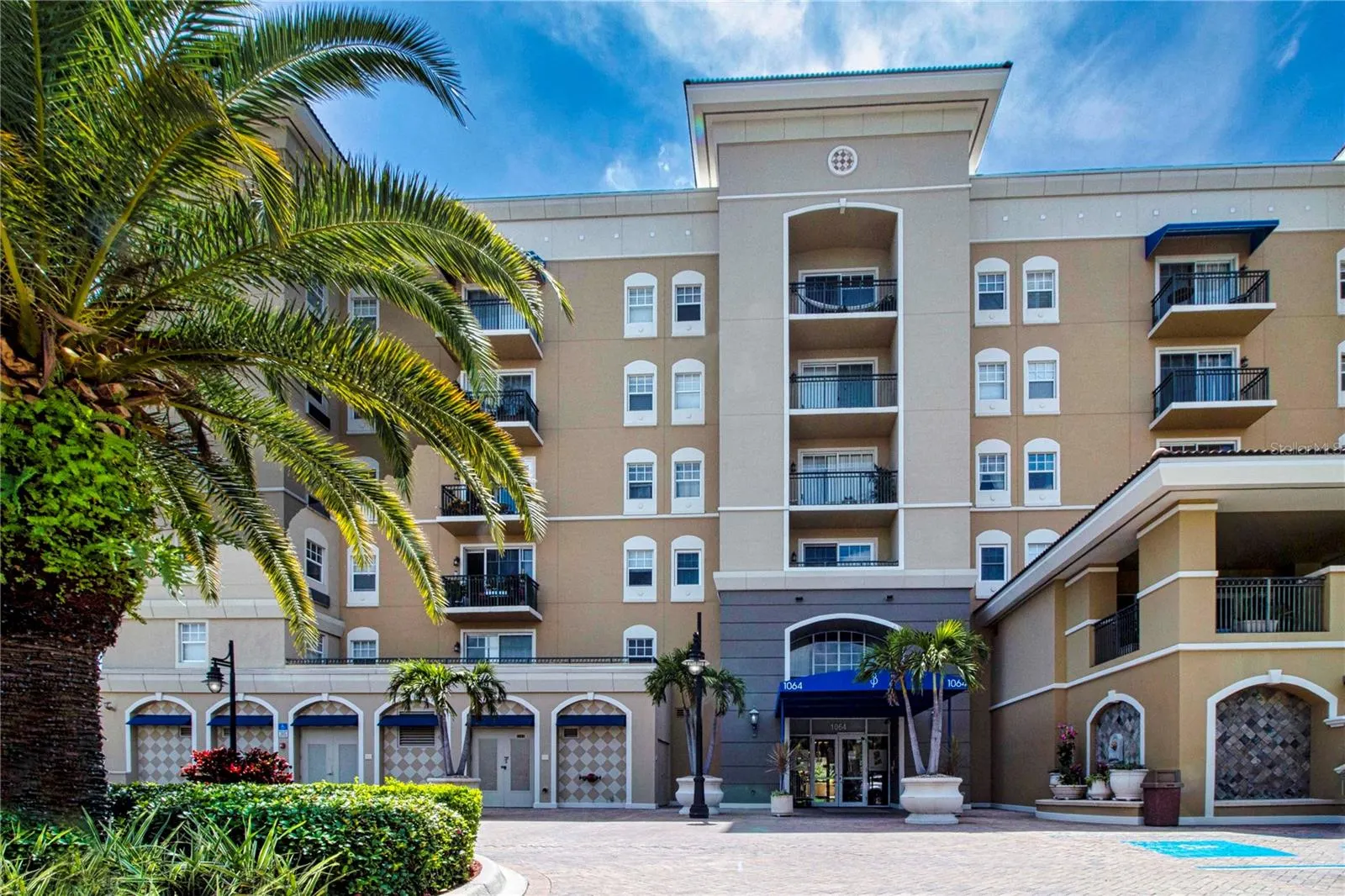 1064 N TAMIAMI TRL #1209, #1209