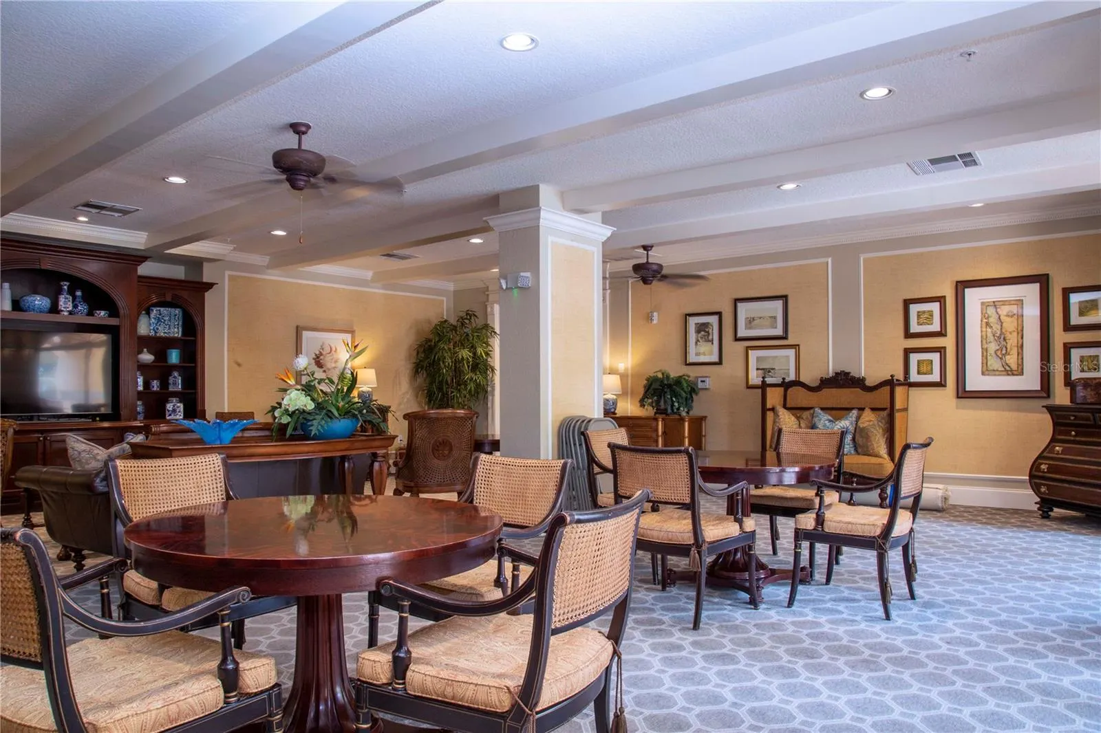 1064 N TAMIAMI TRL #1209, #1209