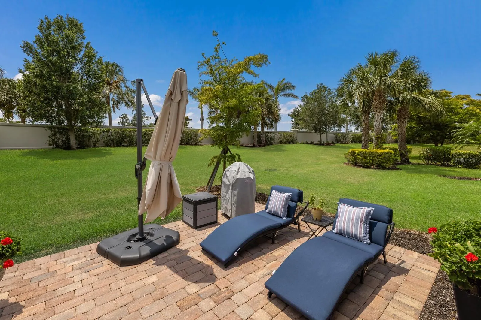 5583 RAIN LILY CT