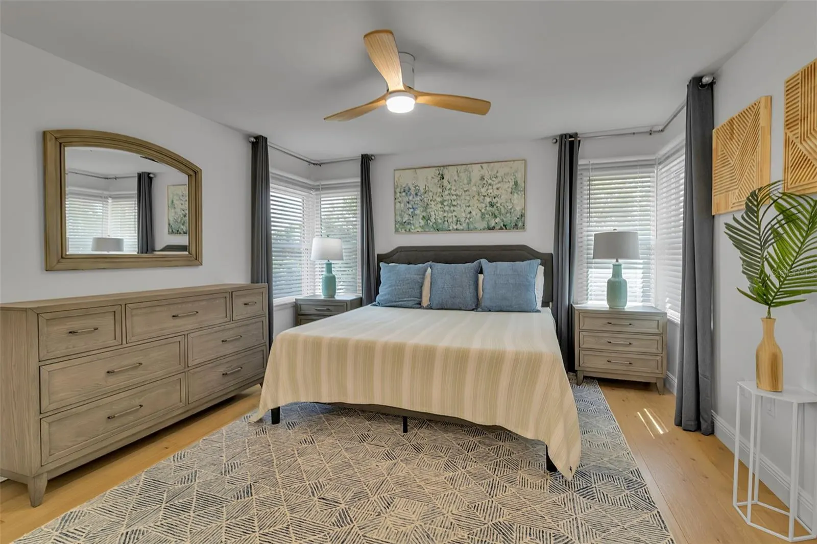 2513 BAYSHORE RD