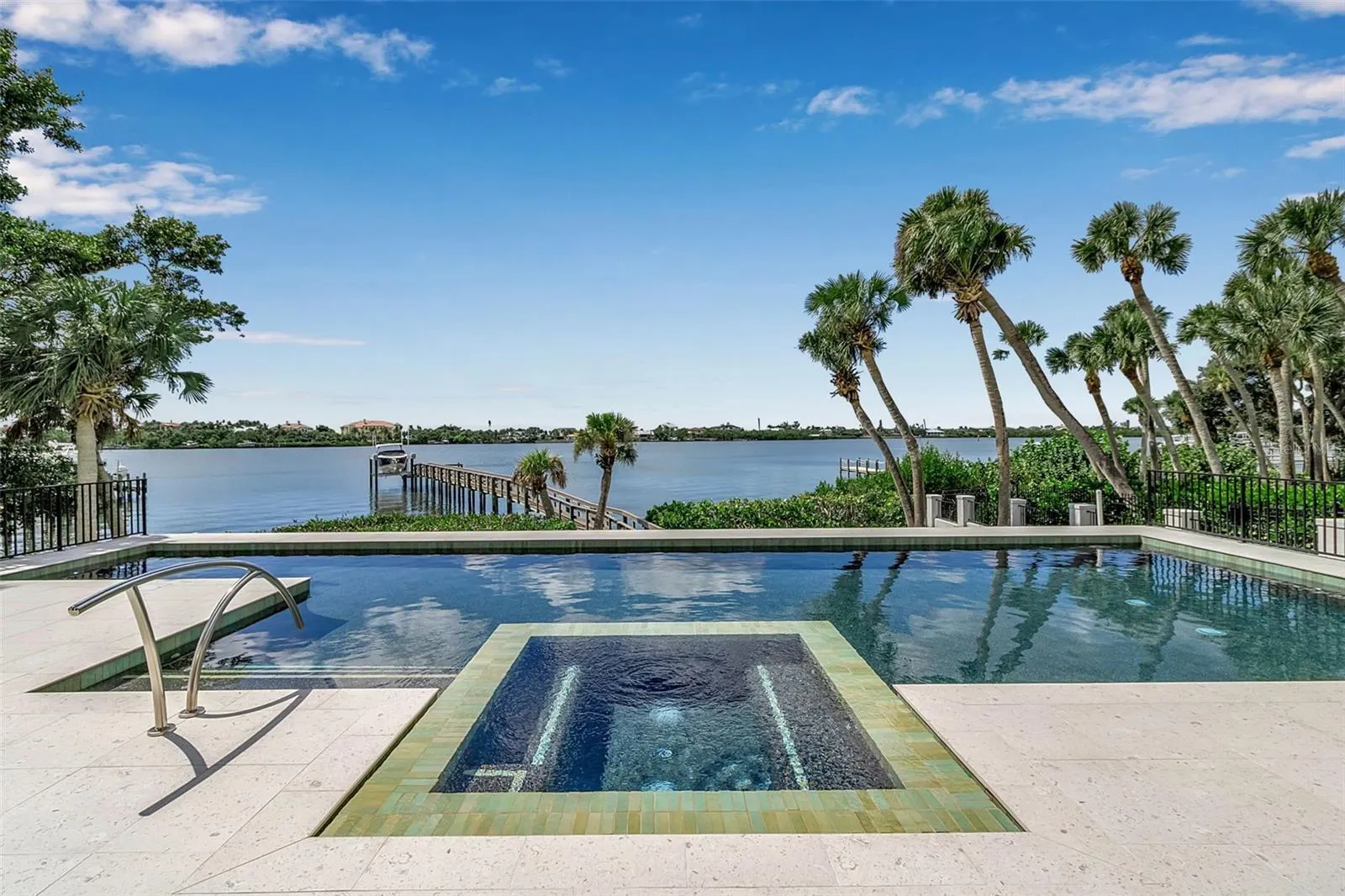 2513 BAYSHORE RD