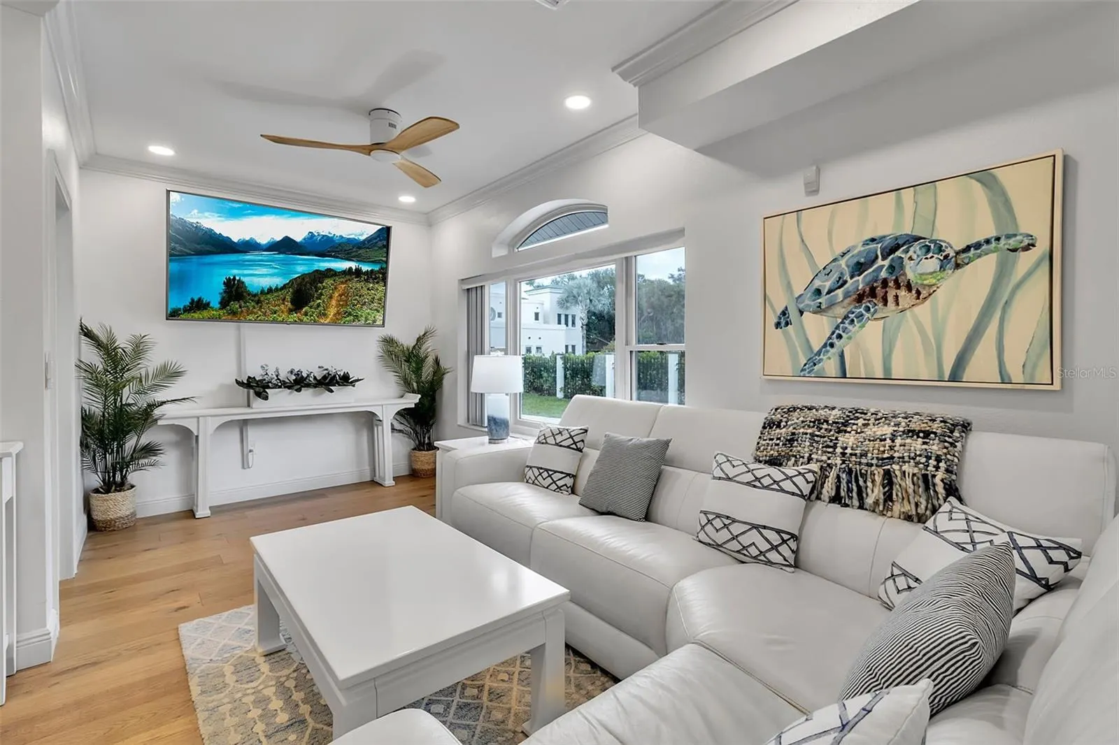 2513 BAYSHORE RD