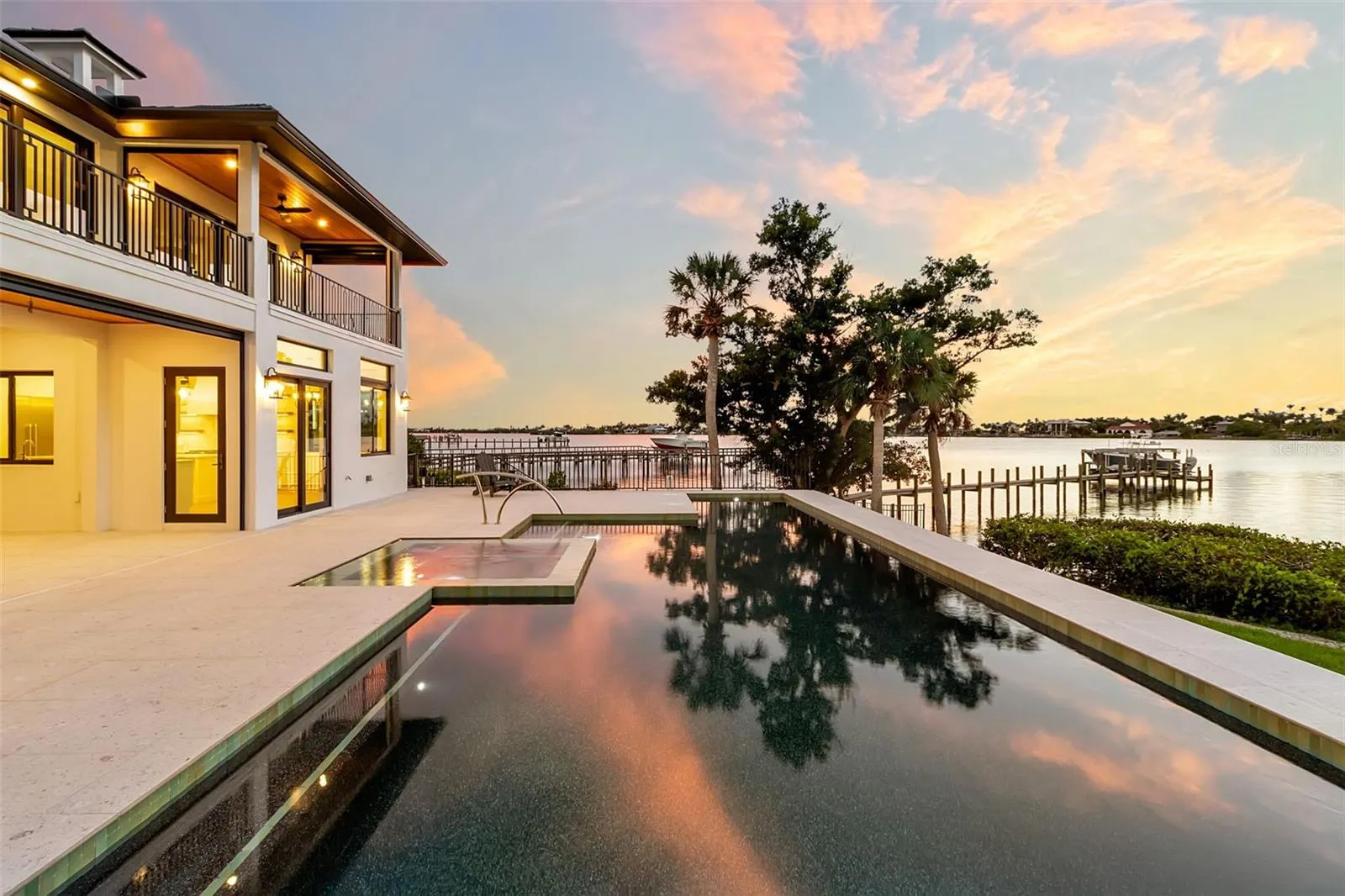 2513 BAYSHORE RD