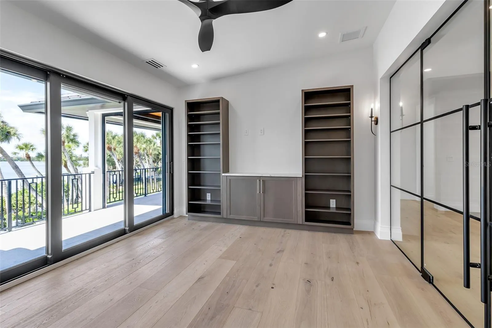 2513 BAYSHORE RD