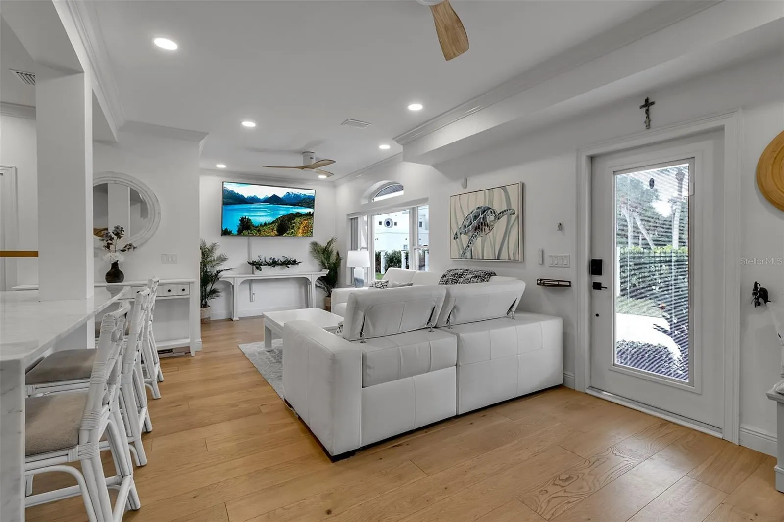 2513 BAYSHORE RD
