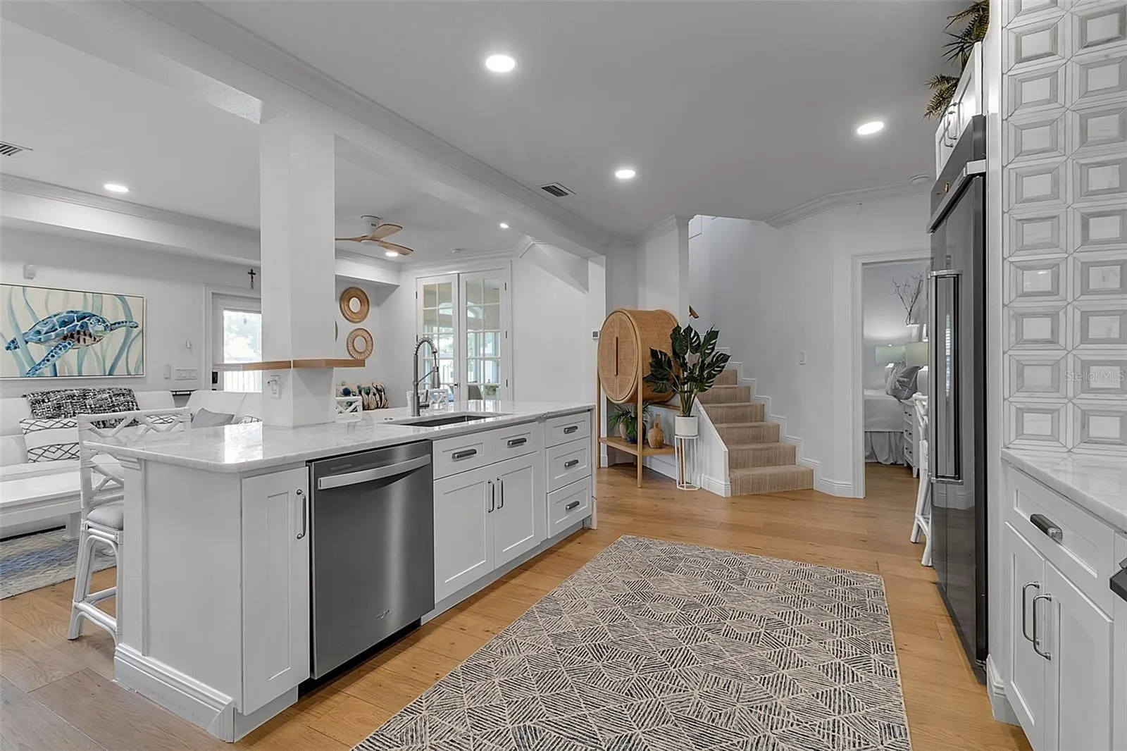 2513 BAYSHORE RD