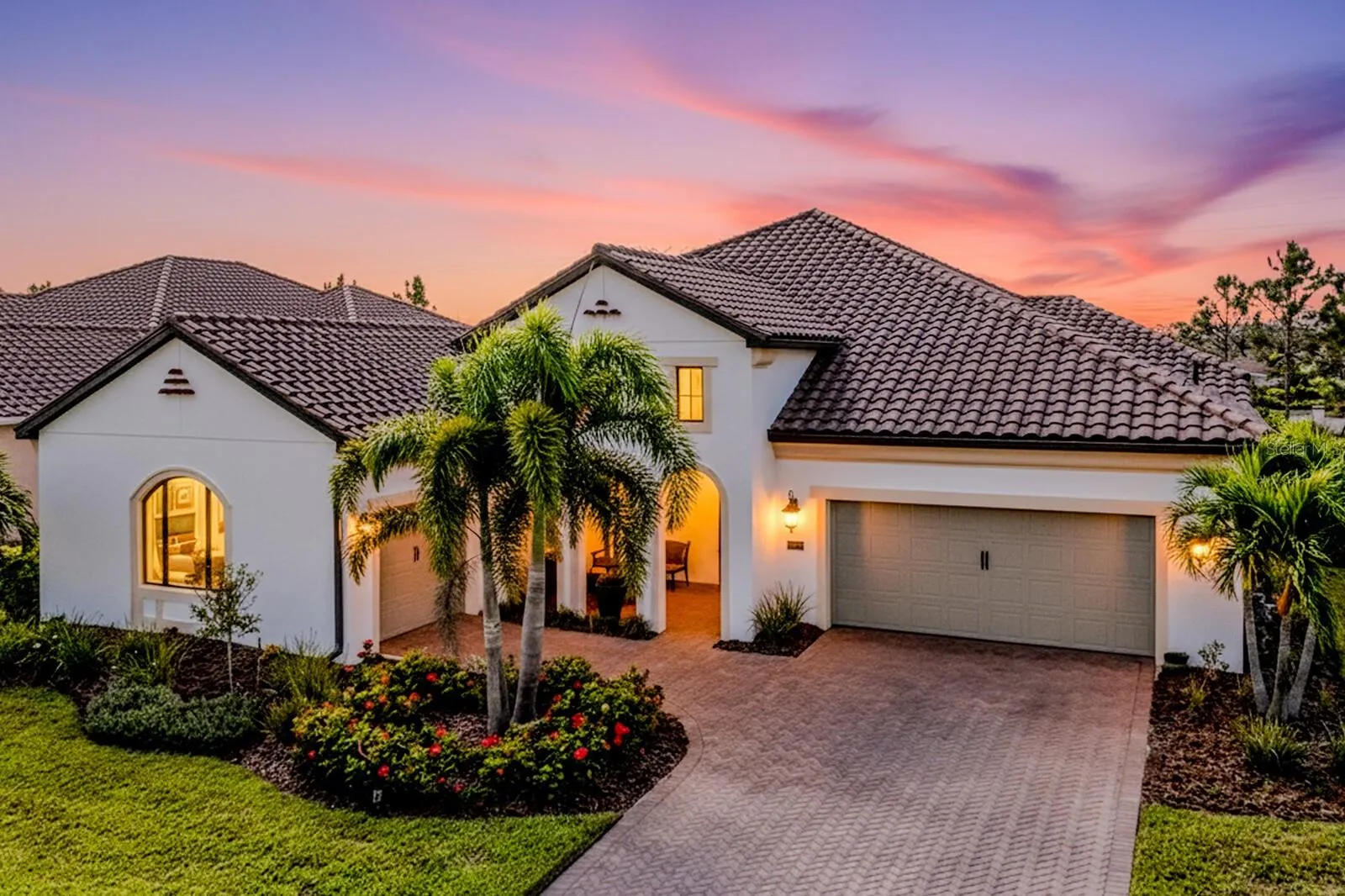 300 BOCELLI DR