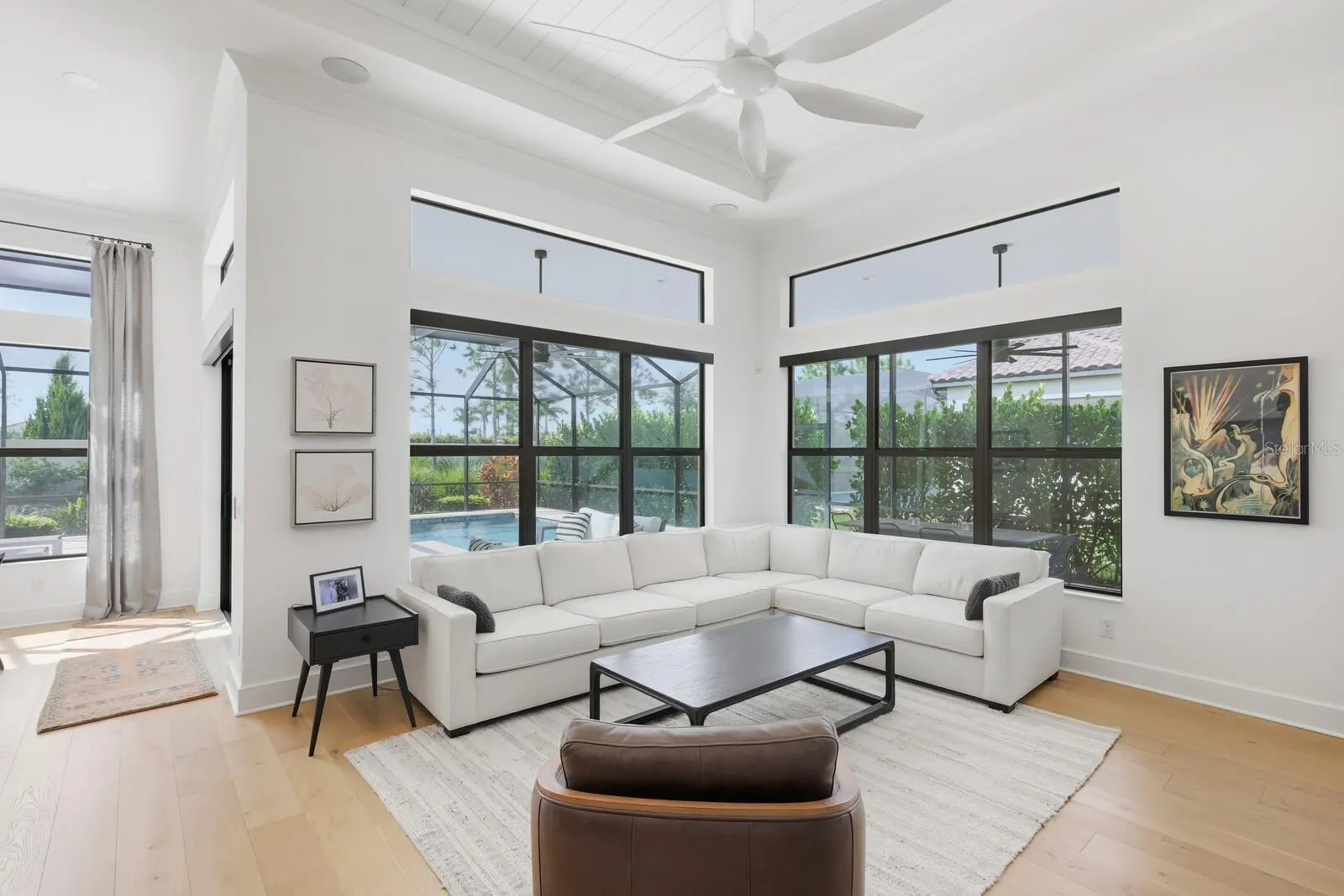 300 BOCELLI DR