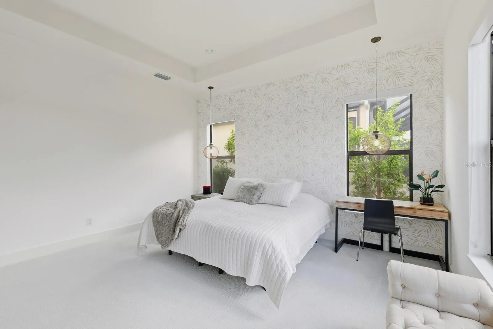 300 BOCELLI DR
