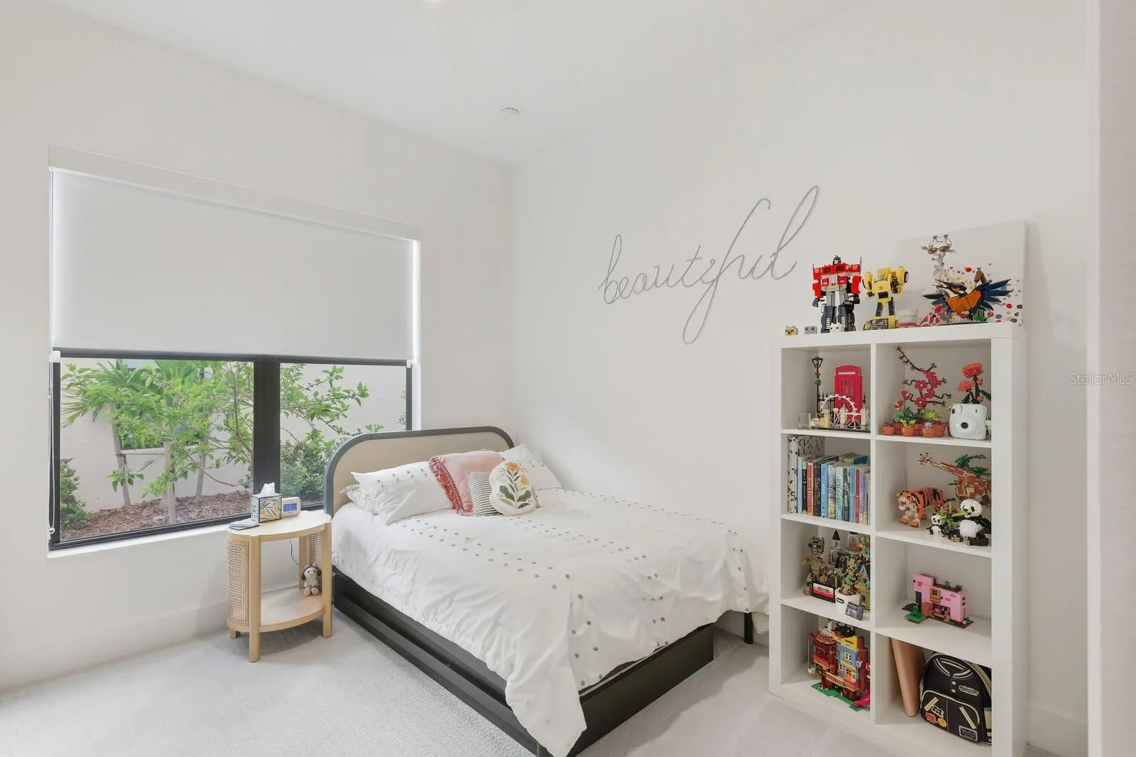 300 BOCELLI DR