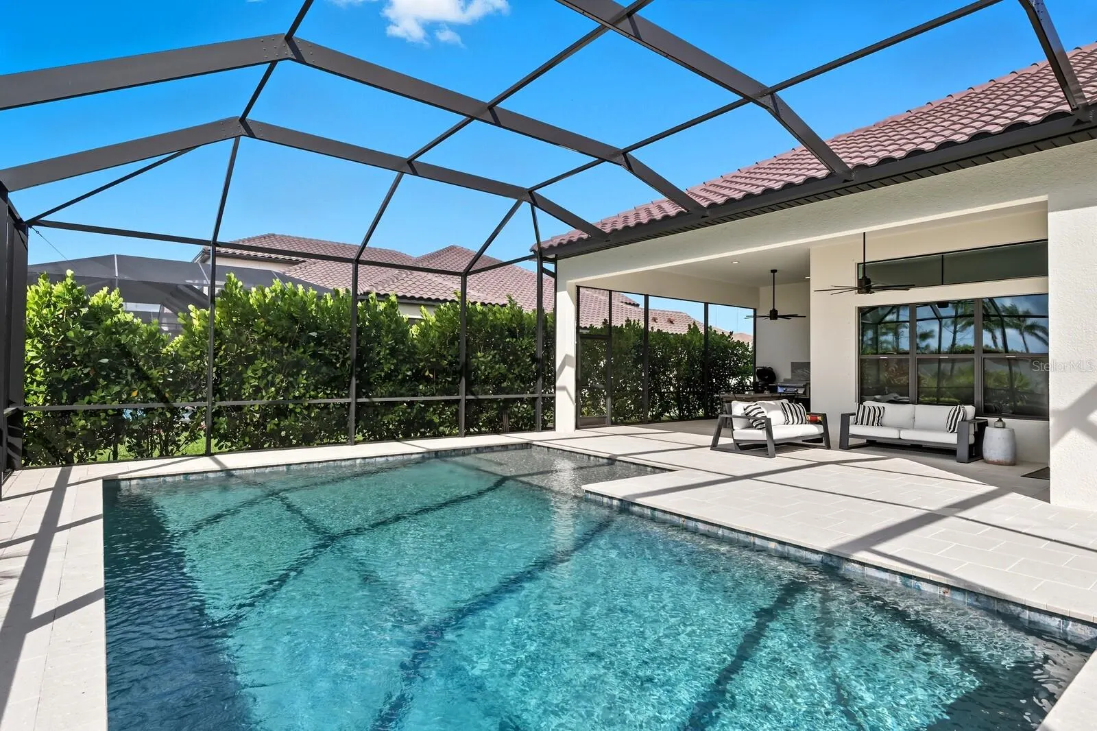 300 BOCELLI DR