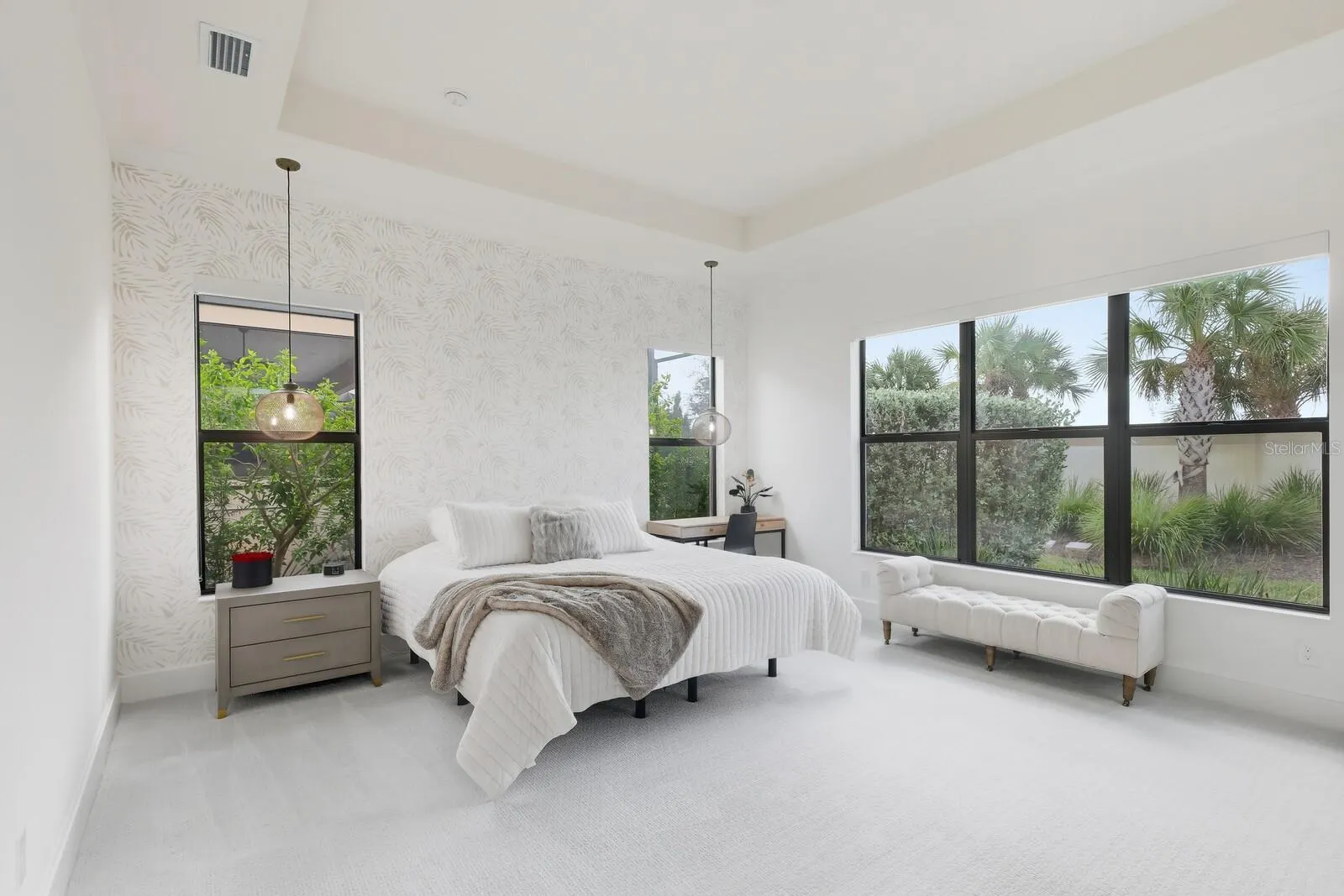 300 BOCELLI DR