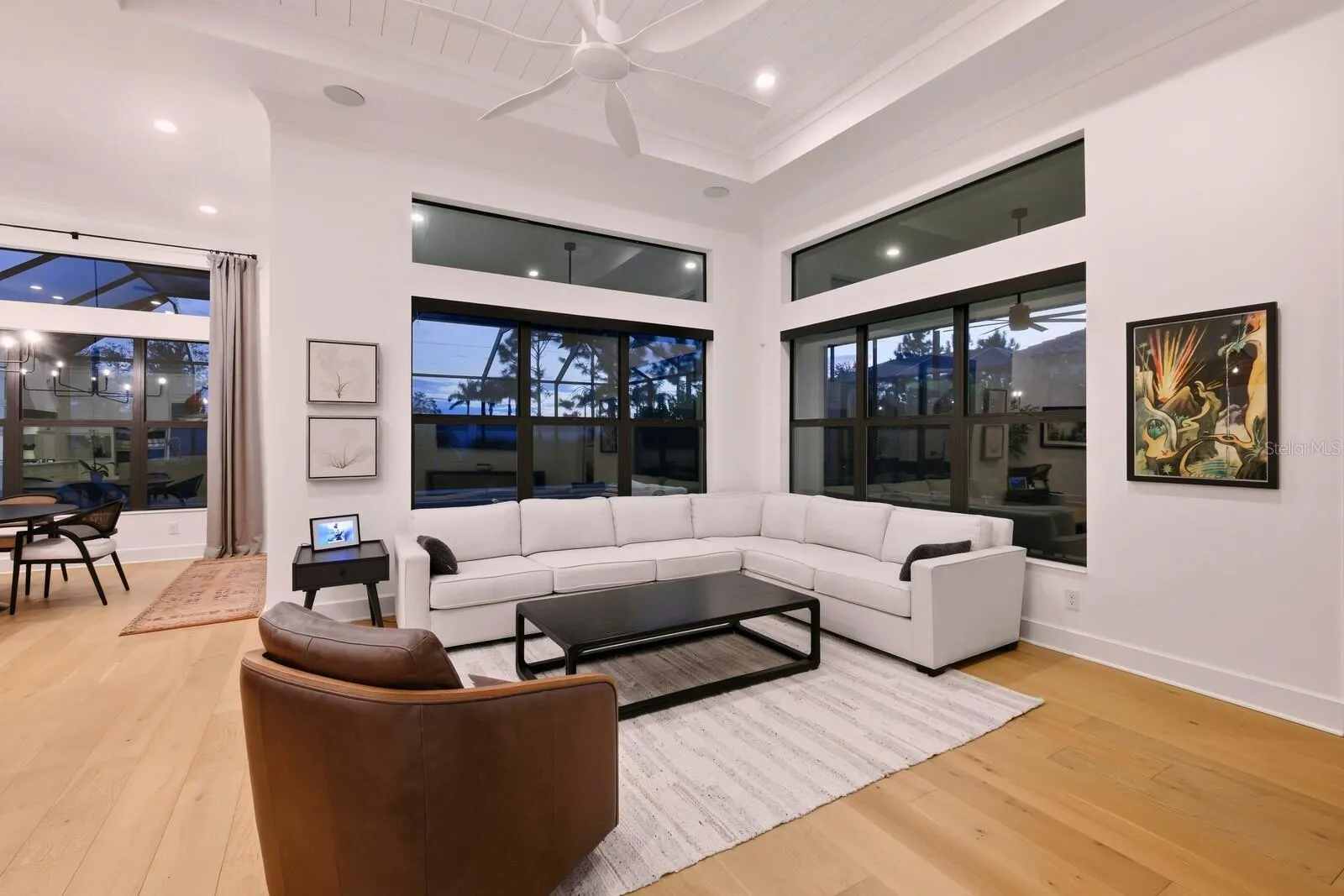 300 BOCELLI DR