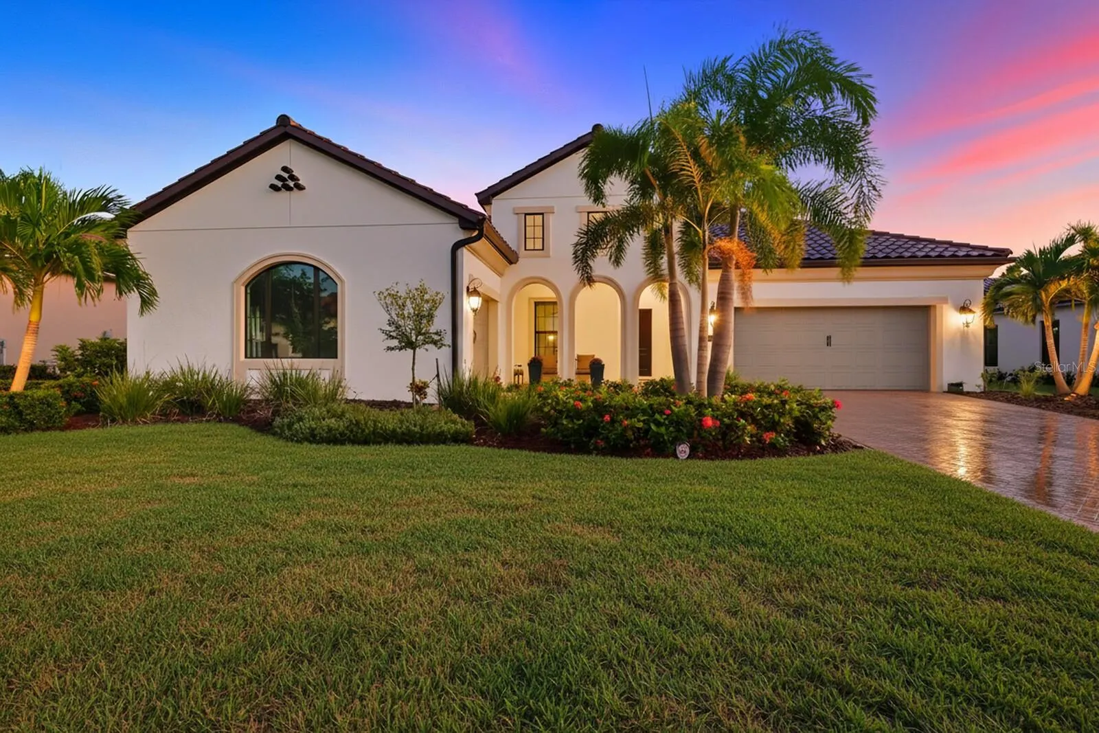 300 BOCELLI DR