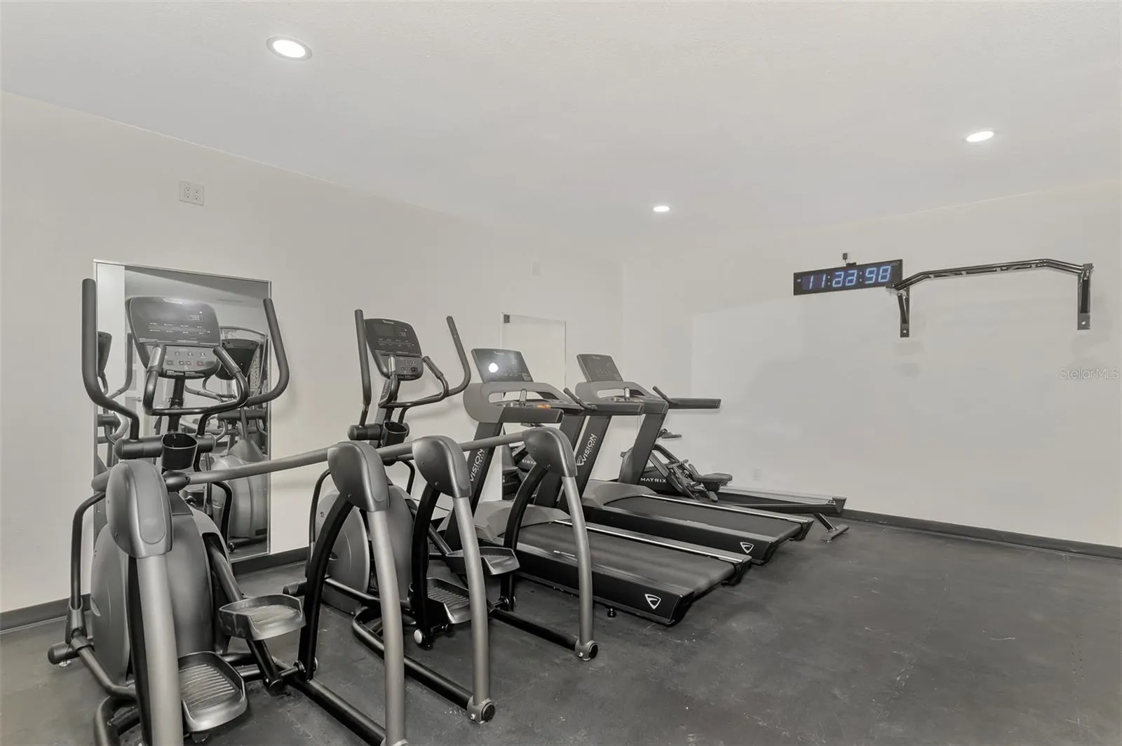 4822 OCEAN BLVD #2A, #2A
