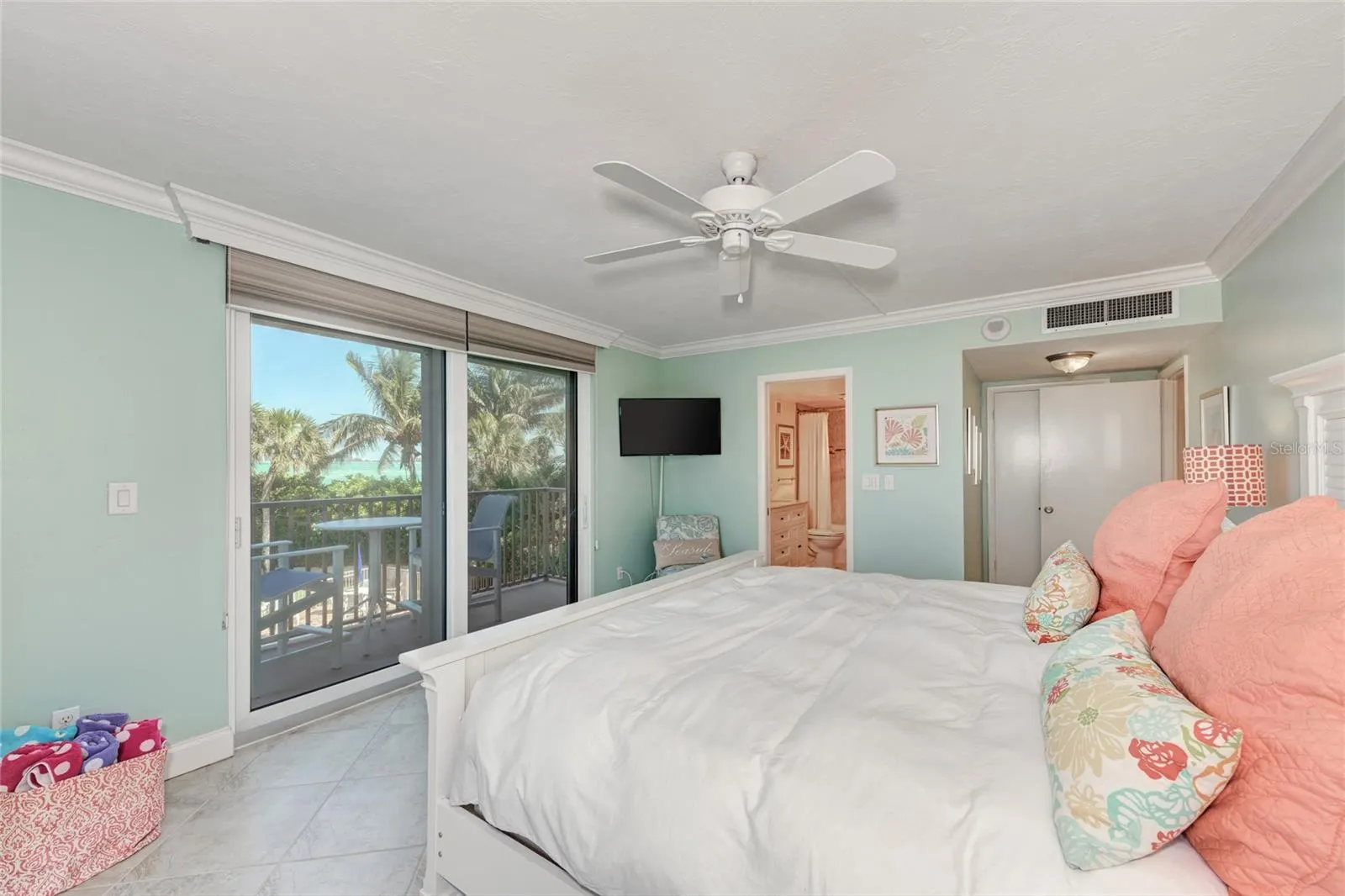 4822 OCEAN BLVD #2A, #2A