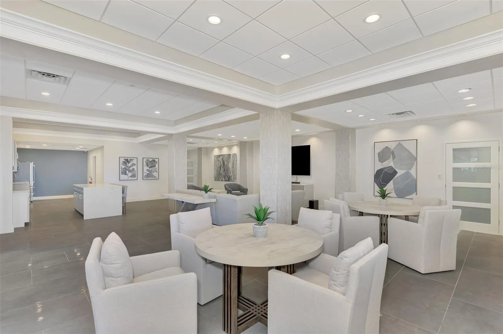 4822 OCEAN BLVD #2A, #2A