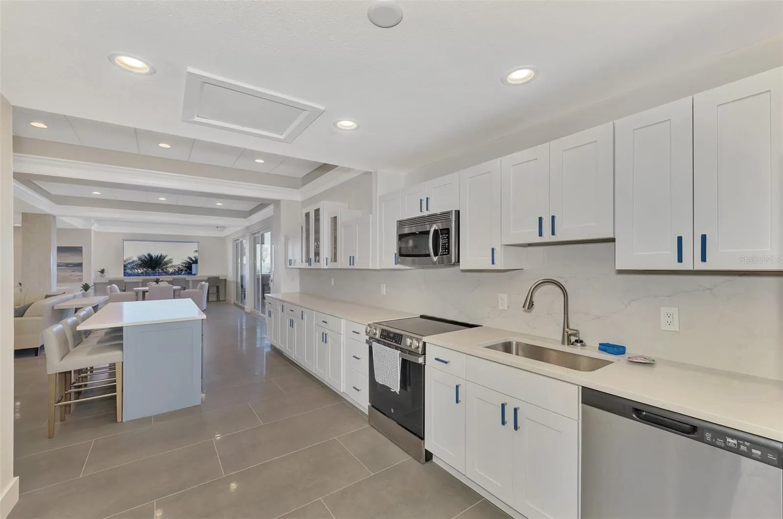 4822 OCEAN BLVD #2A, #2A