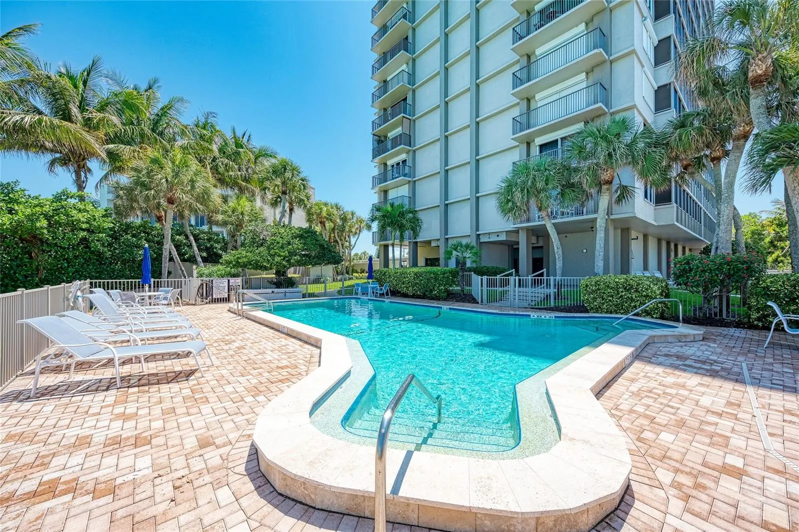 4822 OCEAN BLVD #2A, #2A