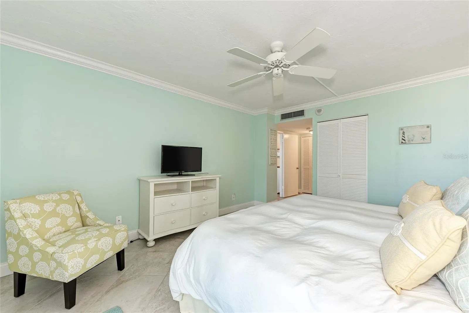 4822 OCEAN BLVD #2A, #2A